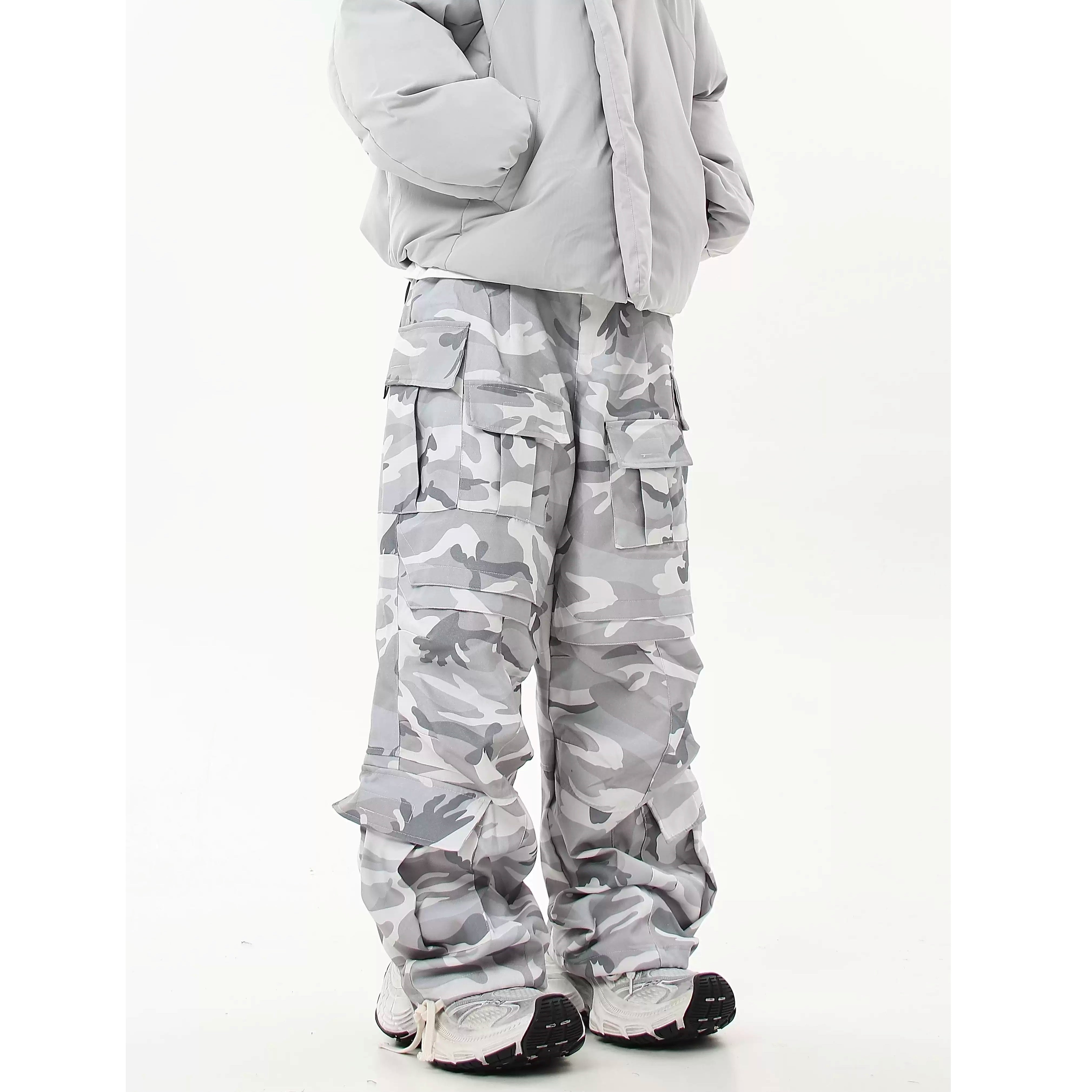 Stacked Loose Fit Camouflage Cargo Pants MB7239