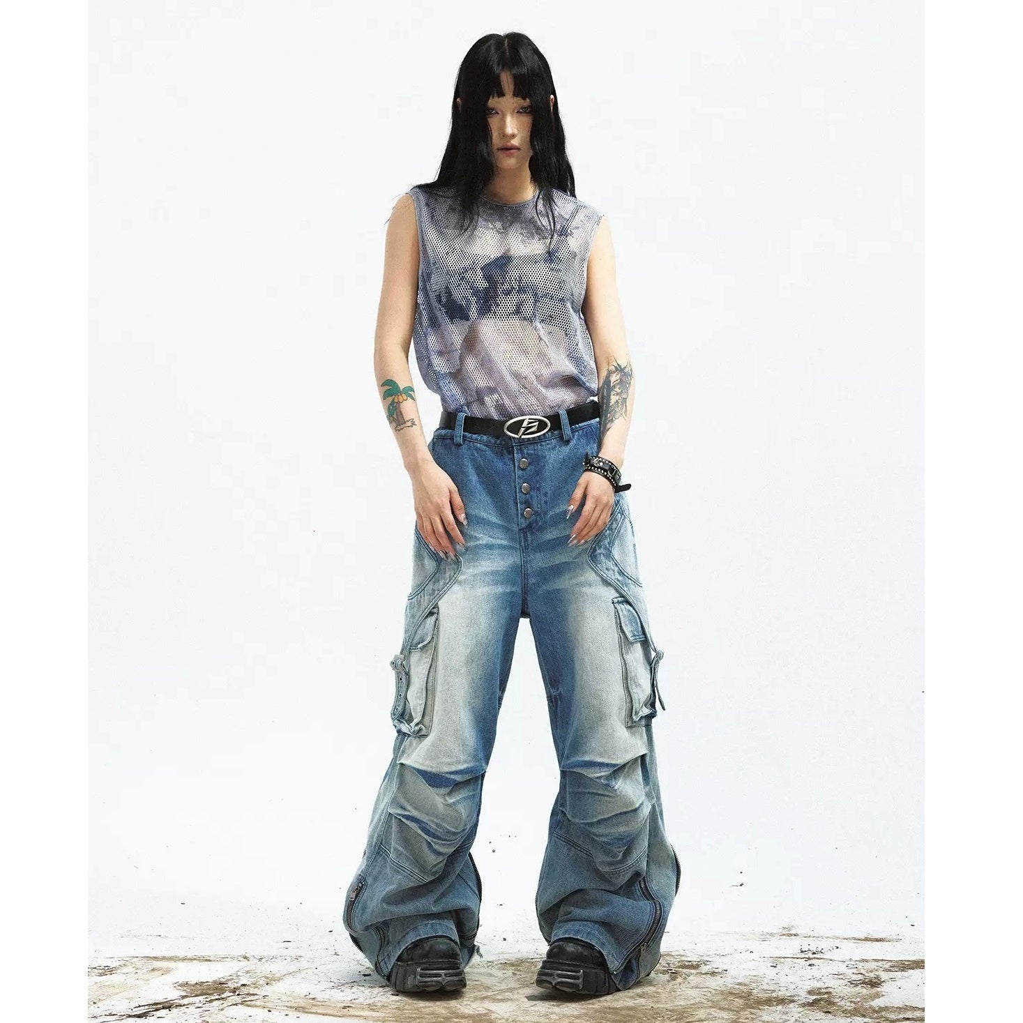 Shaped Breasted Pleated & Zipper Design Wide-Leg Cargo Jeans MB7024