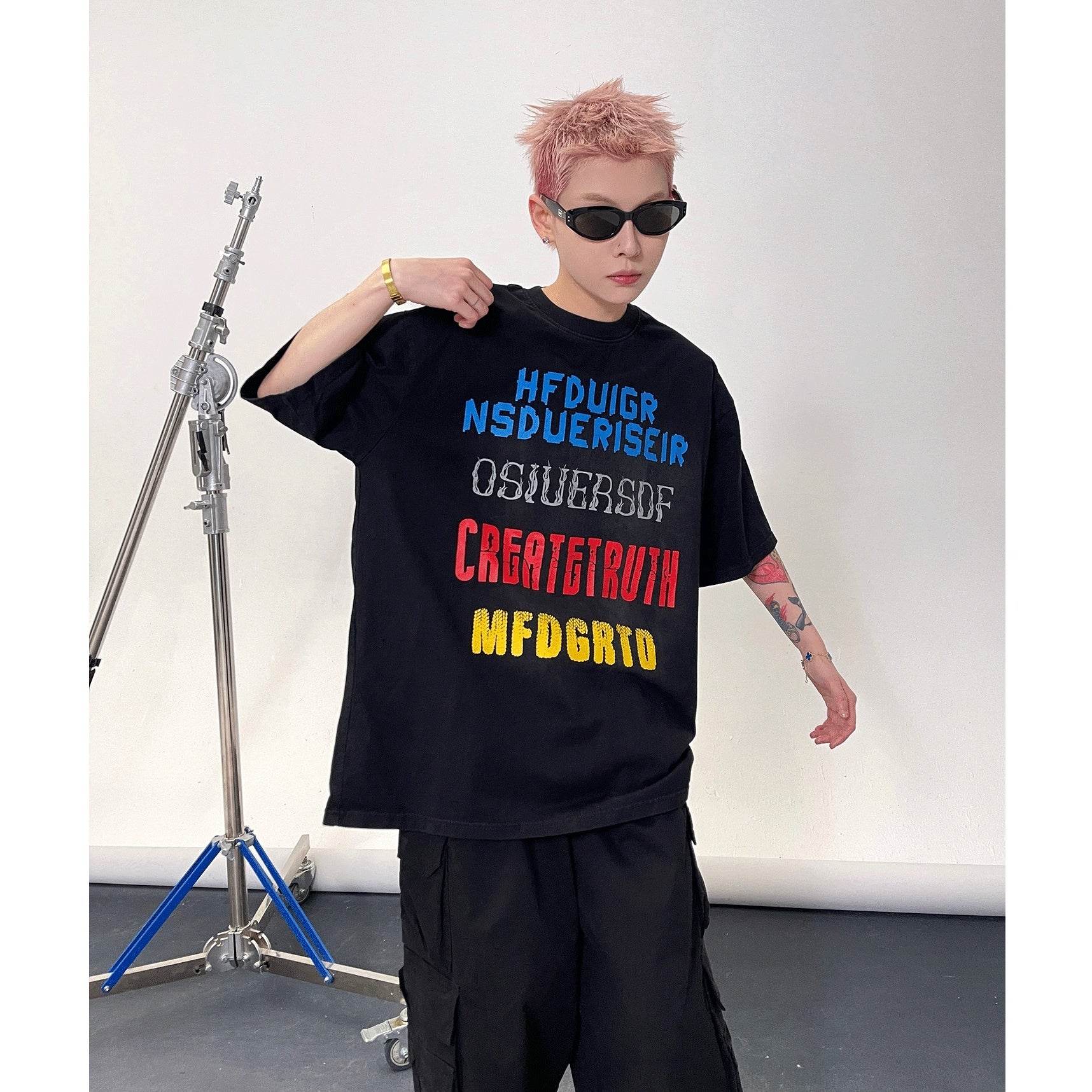 Color Letter Print Spray Painting T-shirt EAT143