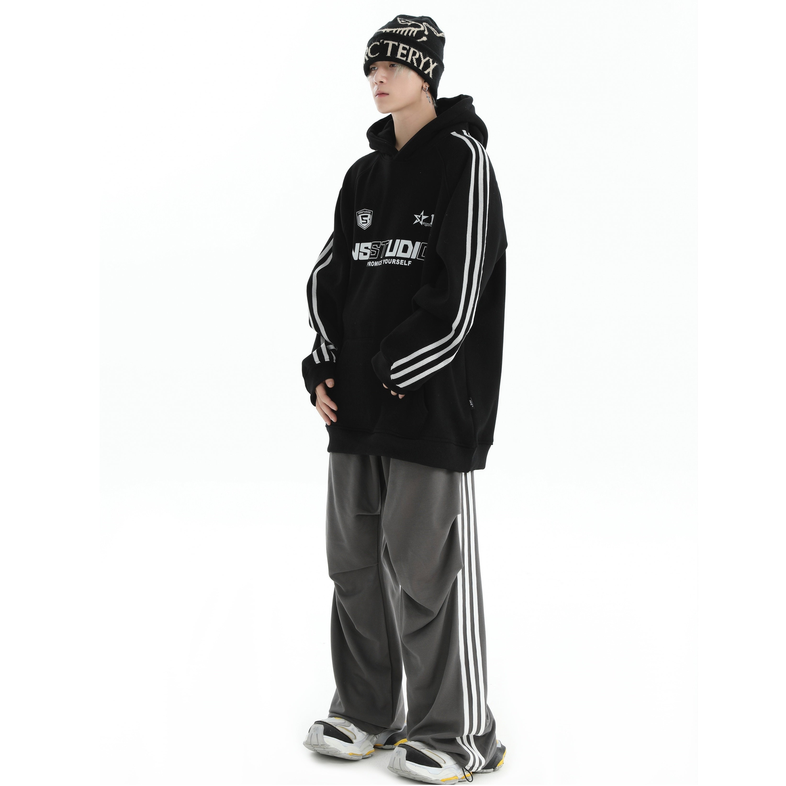 Pleated Three-Bar Loose Track Pants IN7002