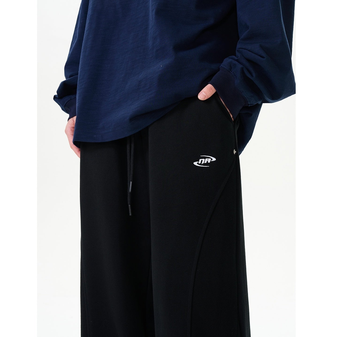 Curved Panel Straight Casual Pants NA7007