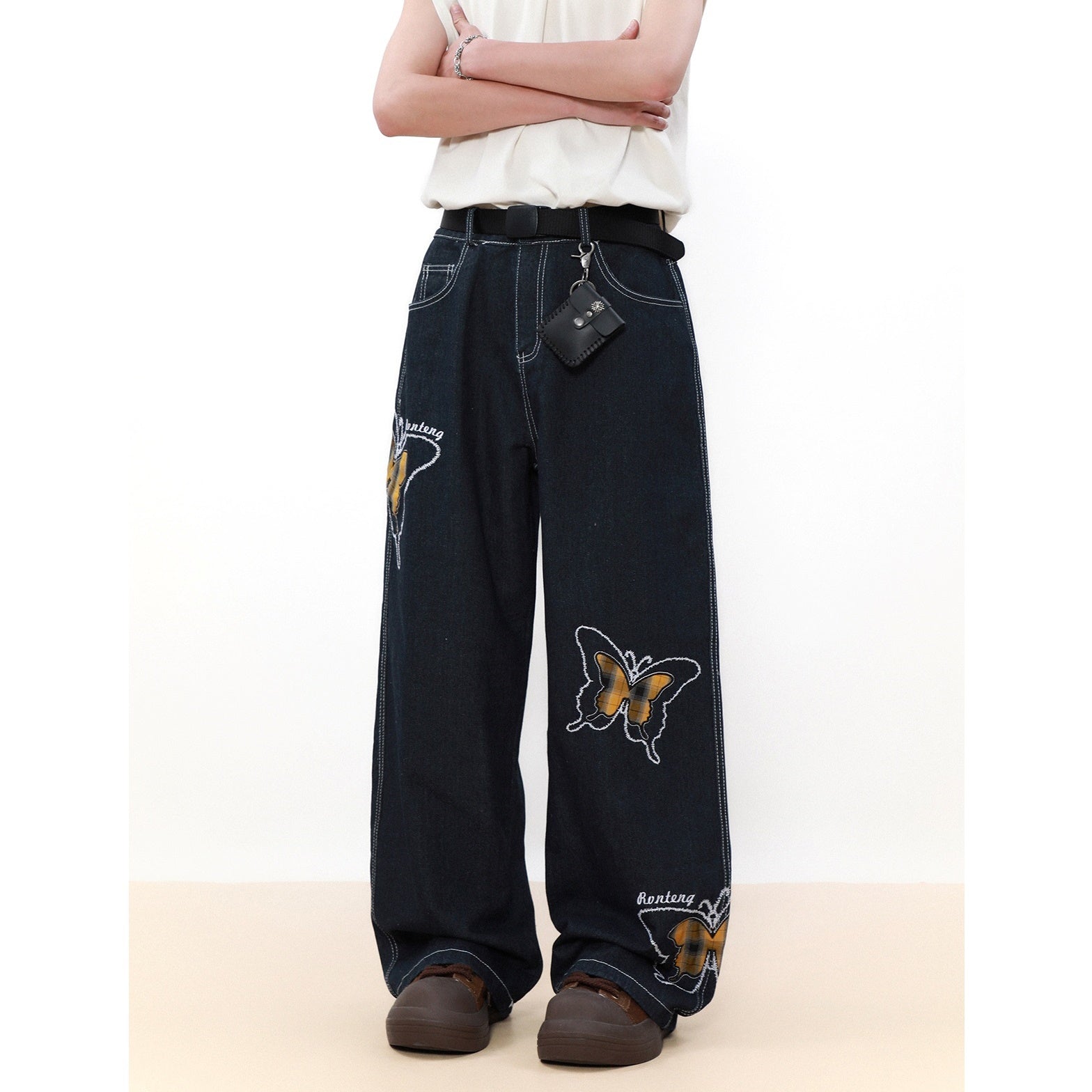 Butterfly Embroidery Loose Straight Jeans MB7052