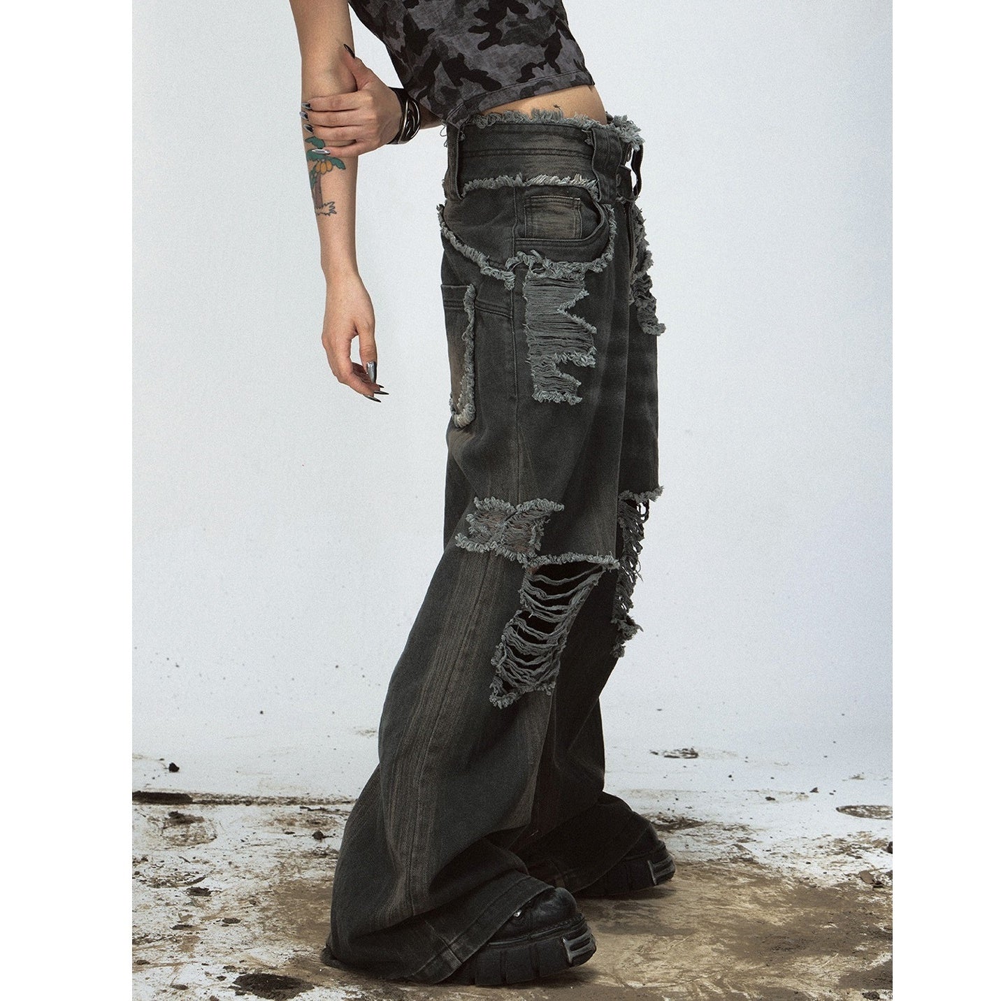 Raw Edge Washed Ripped Loose Jeans MB7064