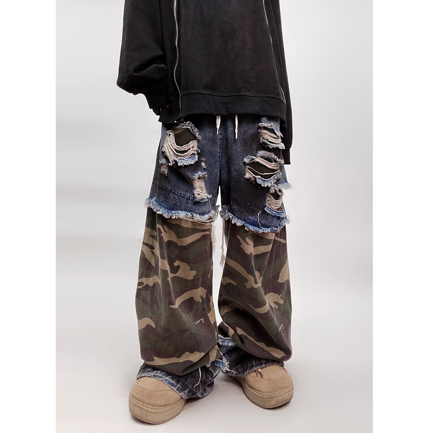 Ripped Camouflage Switching Wide Leg Jeans UU7015