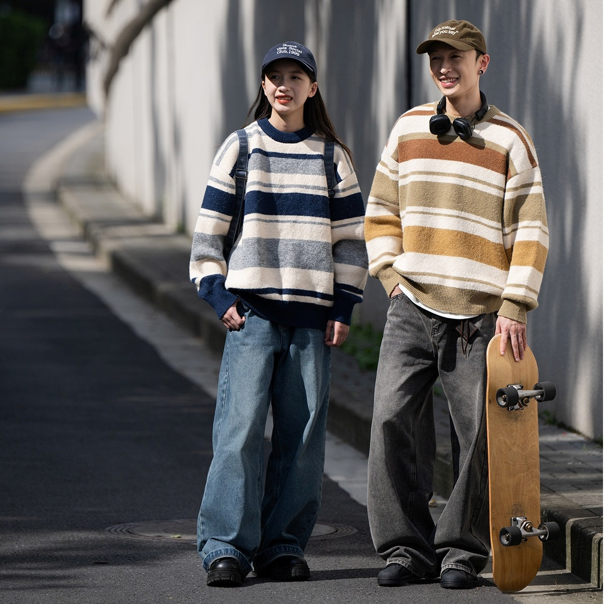 Crew Neck Multi Border Sweater BI2022