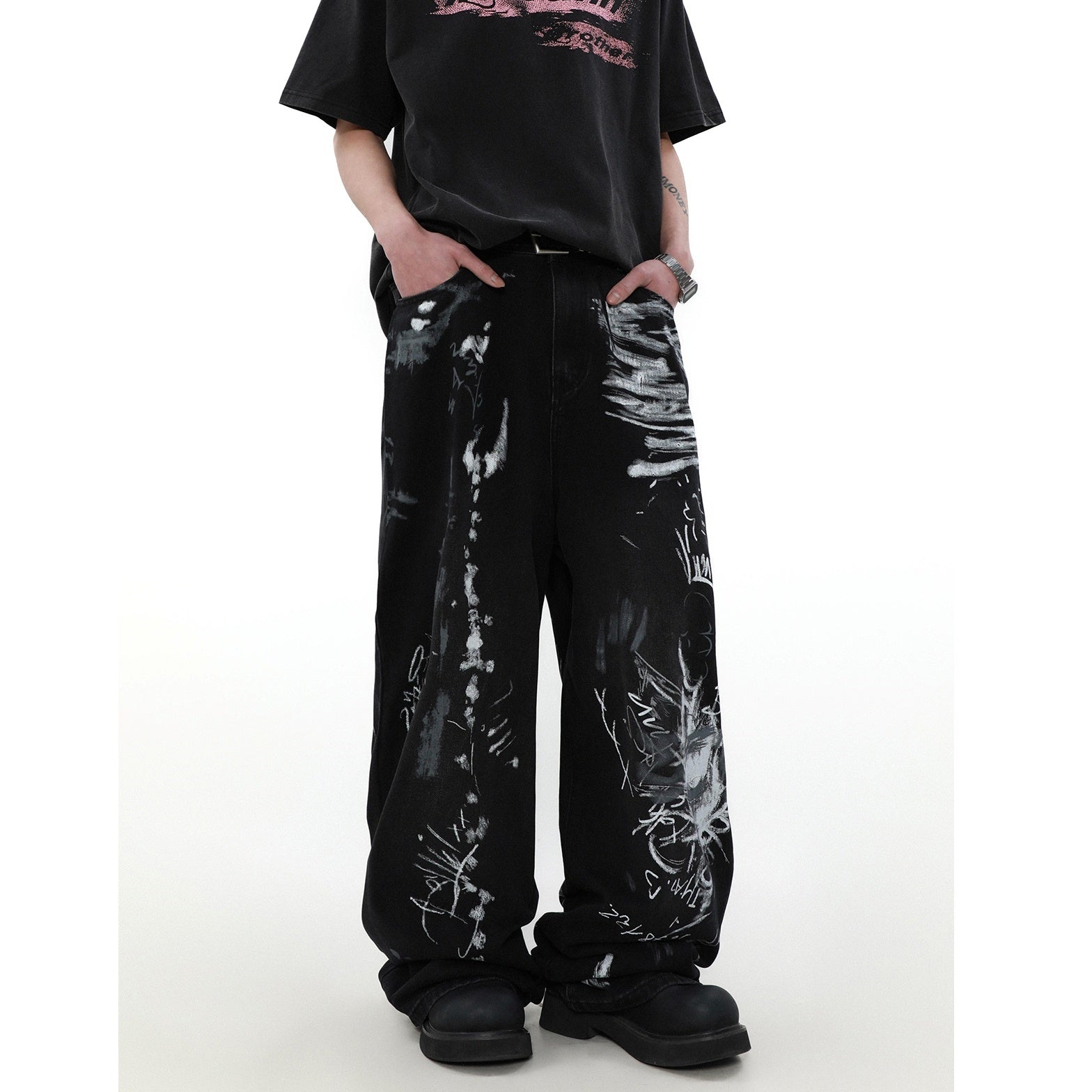 Graffiti Design Straight Wide-leg Jeans MR025