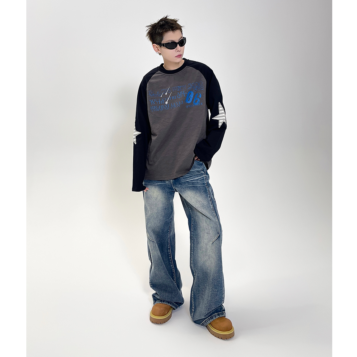 Printed Raglan Long Sleeve T-Shirt EAT075