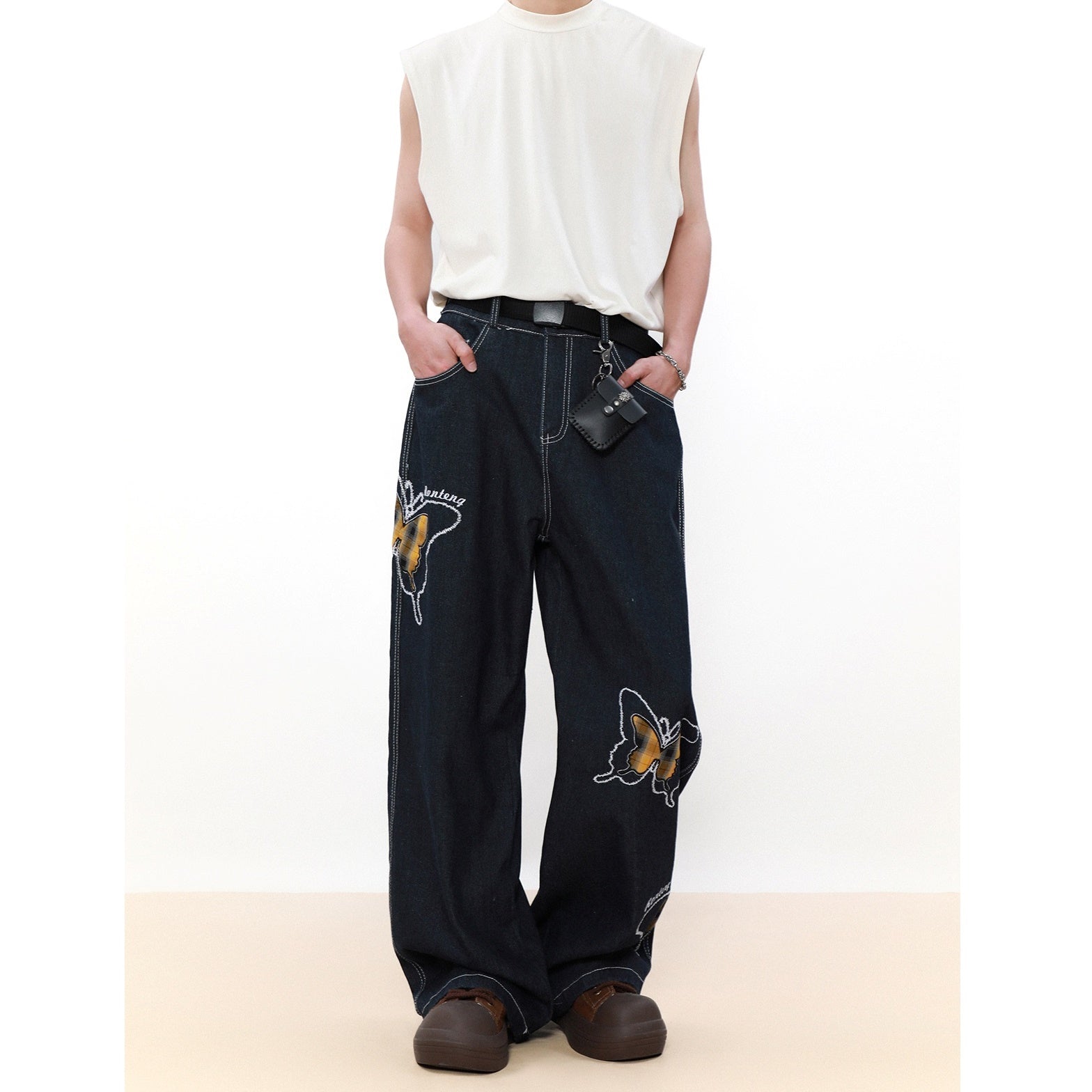 Butterfly Embroidery Loose Straight Jeans MB7052