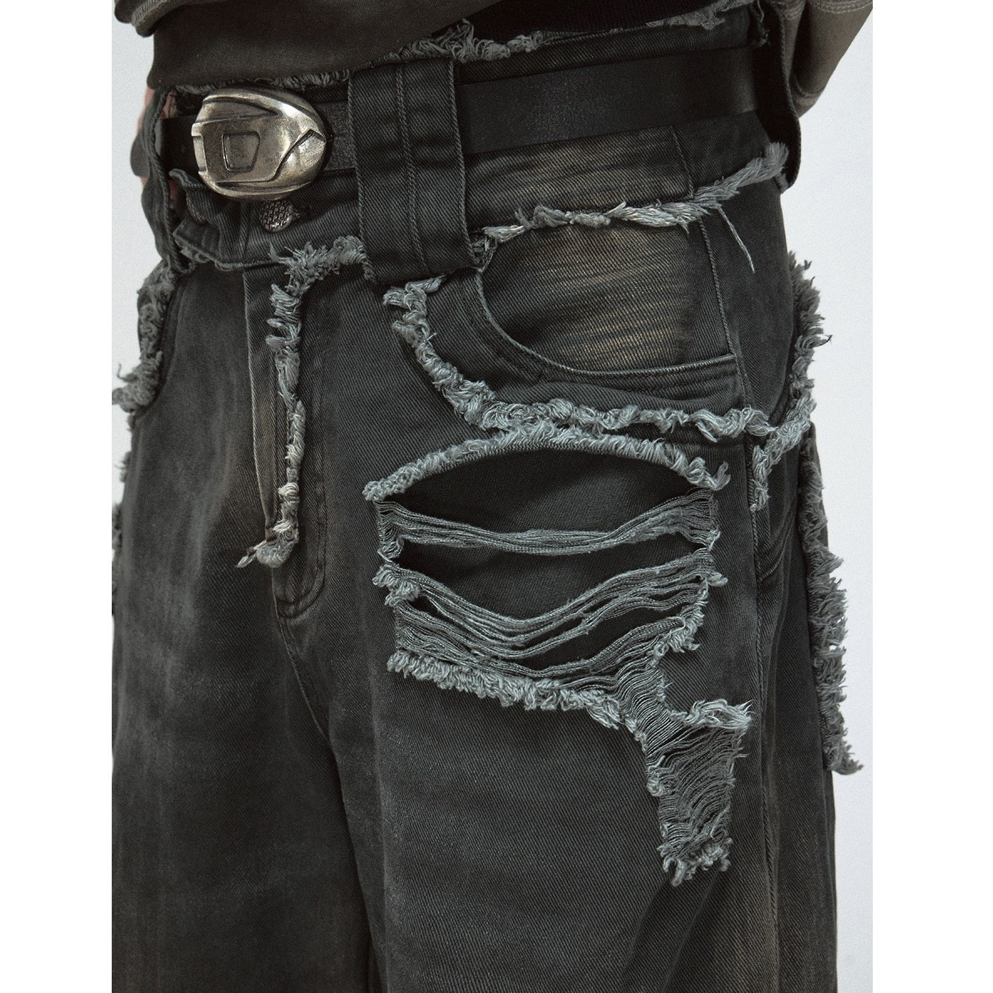 Raw Edge Washed Ripped Loose Jeans MB7064