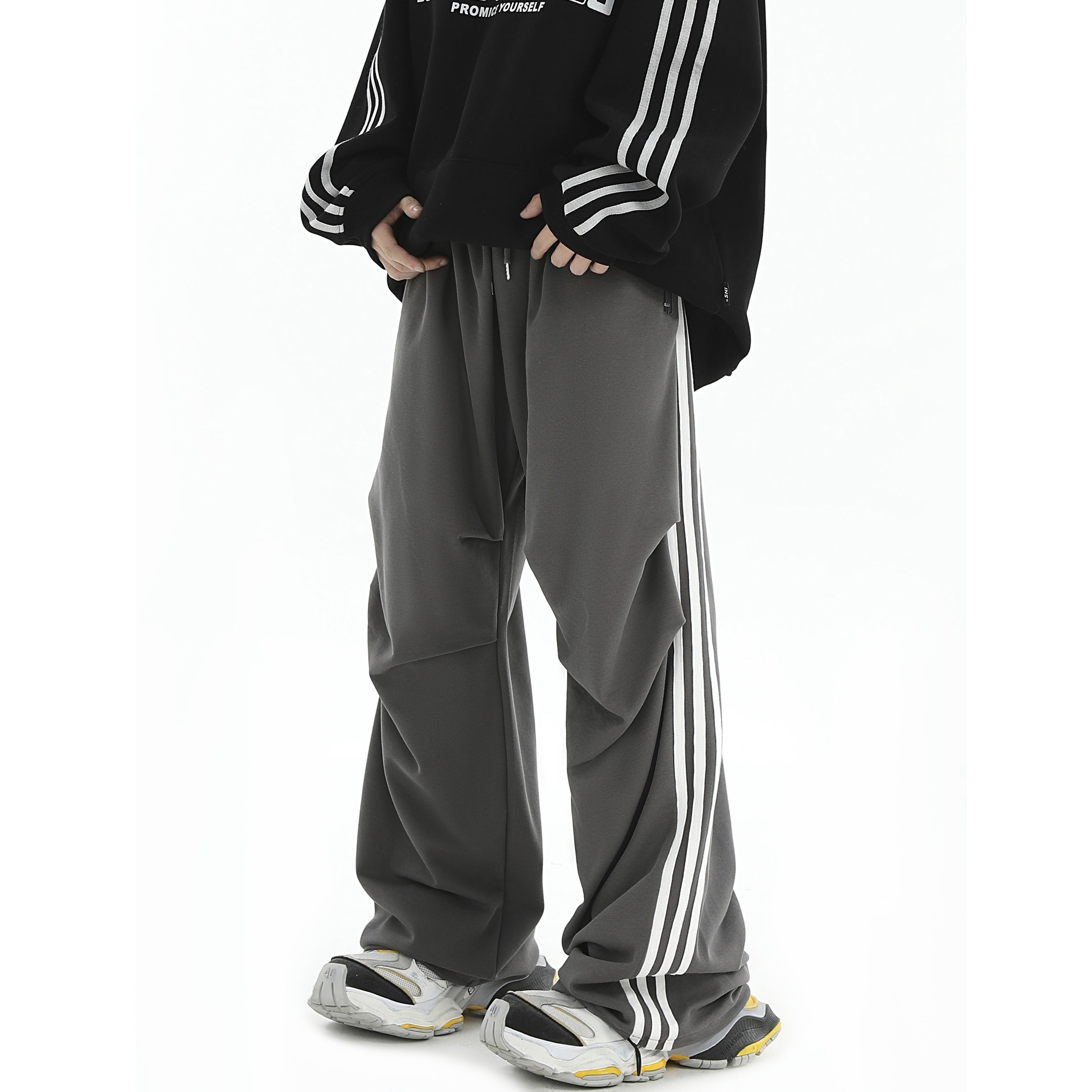 Pleated Three-Bar Loose Track Pants IN7002