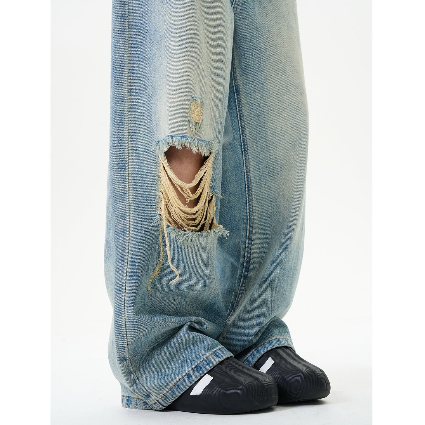 Wash Distressed Ripped Loose Jeans NA7008