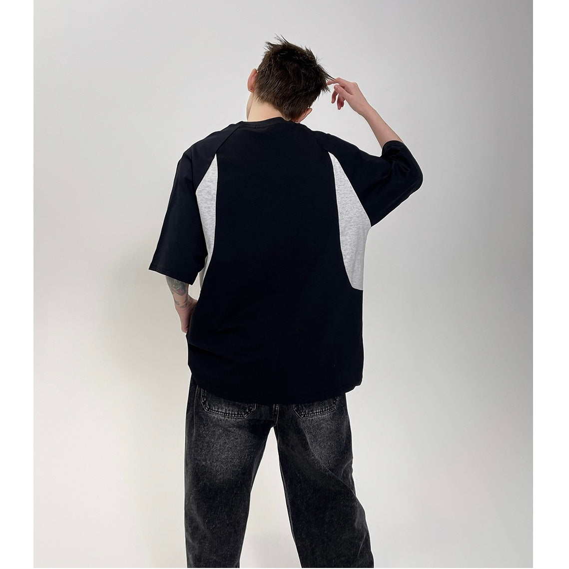 Contrast Stitching Letter Print T-shirt EAT085