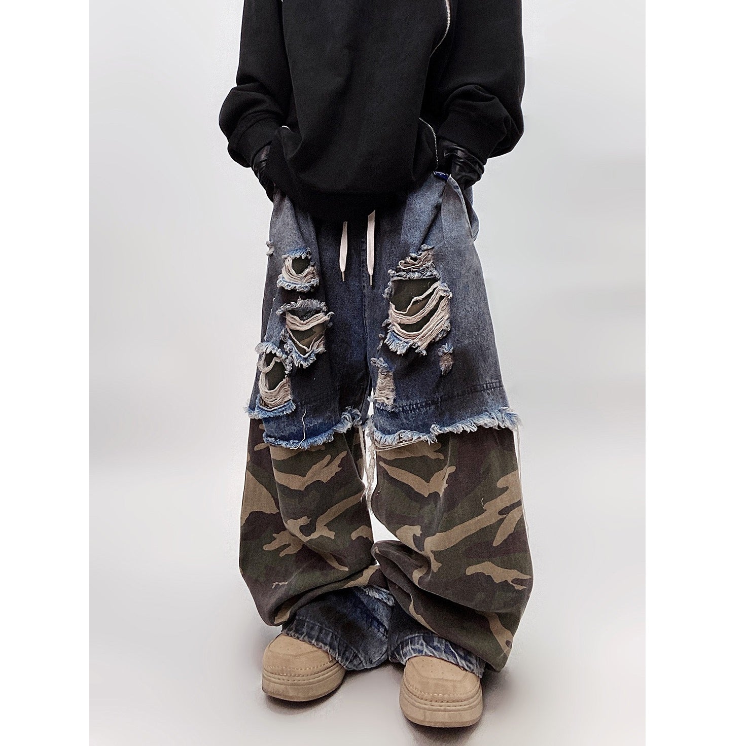 Ripped Camouflage Switching Wide Leg Jeans UU7015