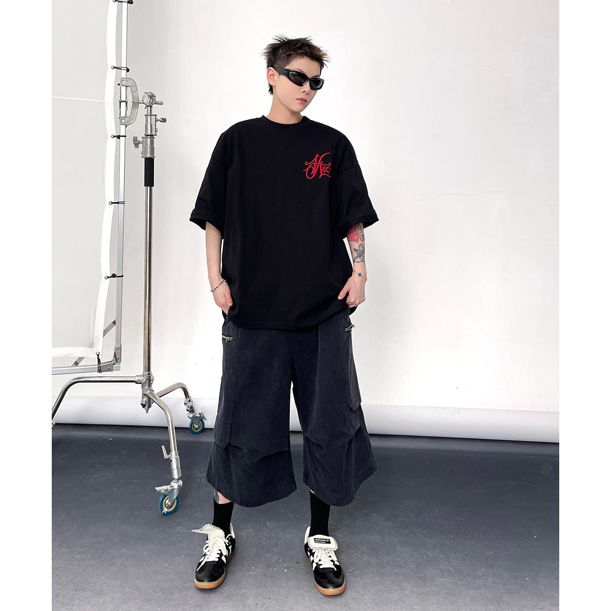Wash Distressed Cargo Cropped Pants EAT113