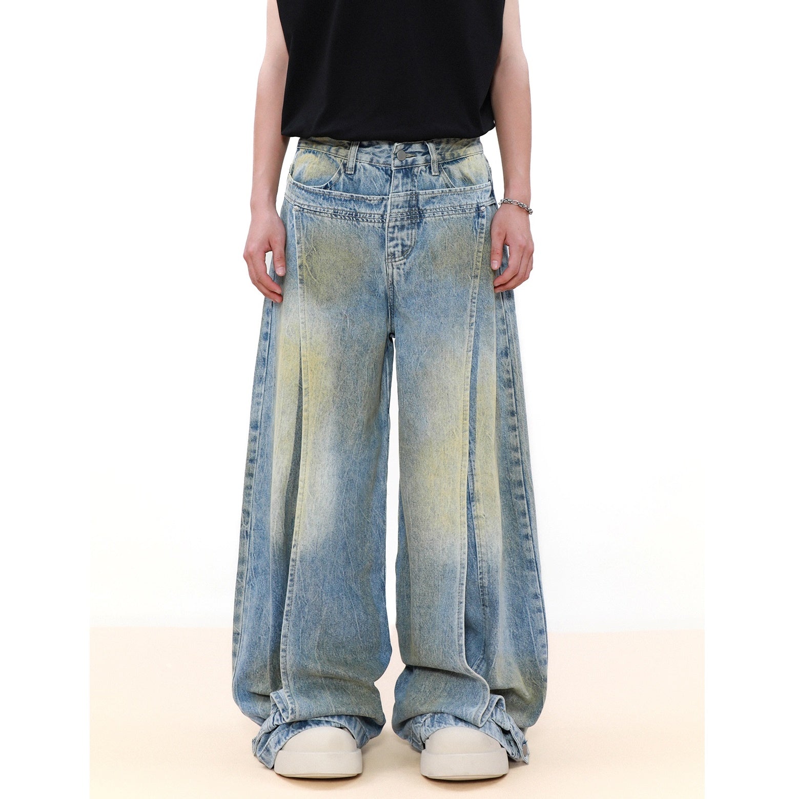 Deconstructed Stitched Wide-leg Dad Jeans MB7046