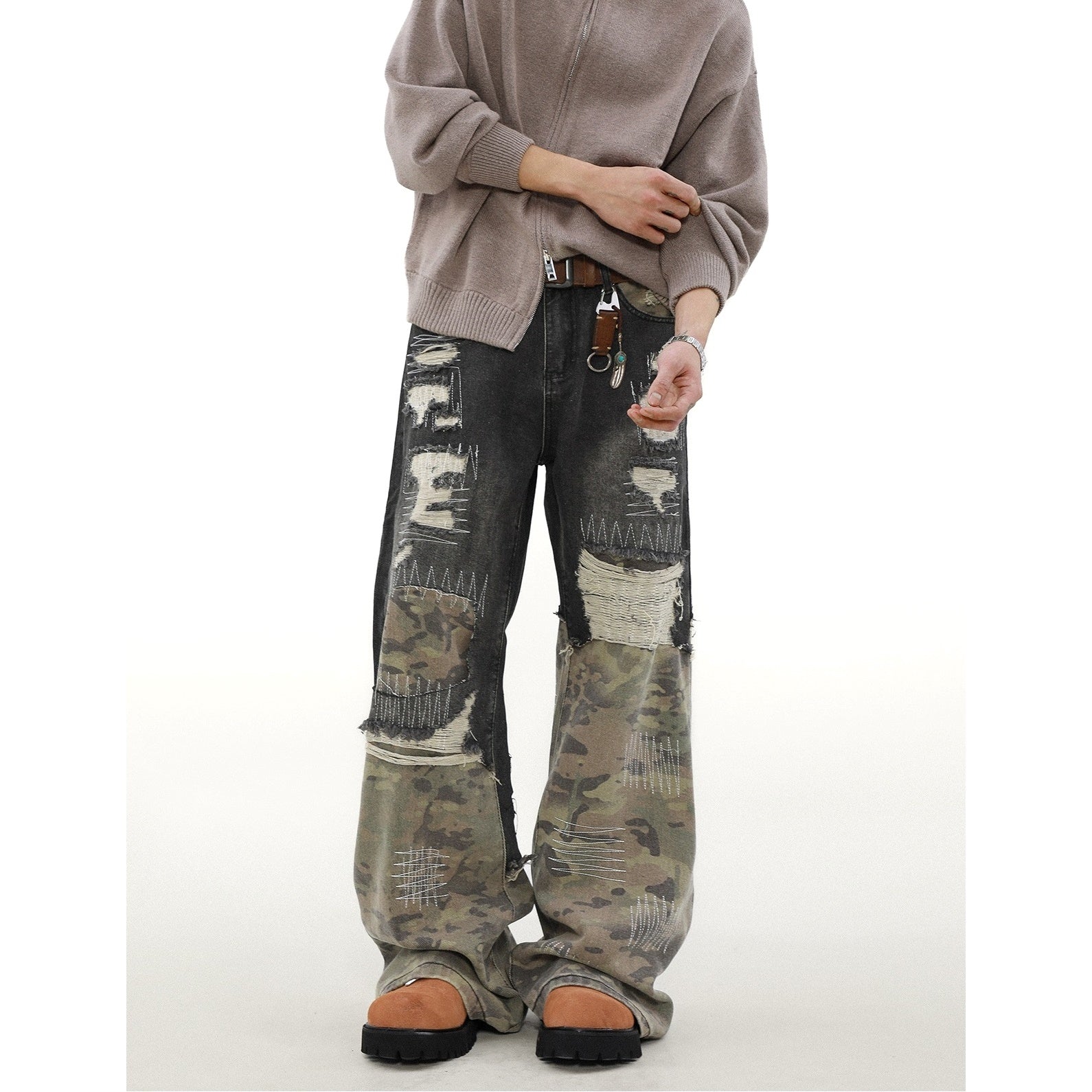 Camouflage Stitched Damage Loose Jeans MB7257