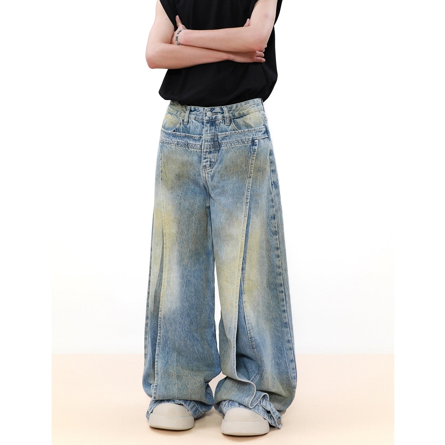 Deconstructed Stitched Wide-leg Dad Jeans MB7046