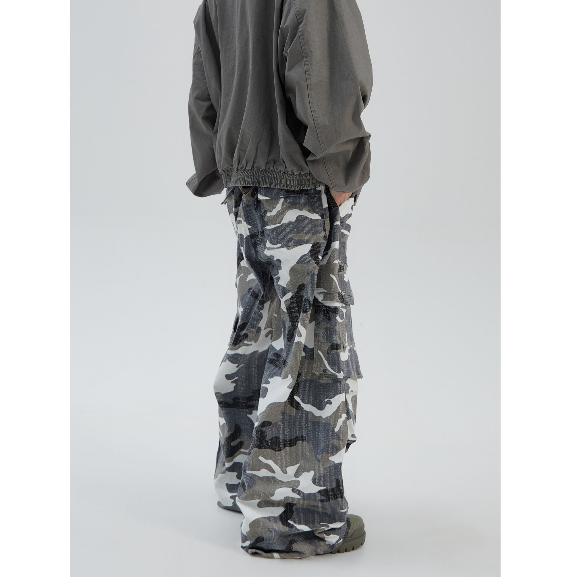 Distressed Wide-leg Camouflage Cargo Pants MB7019