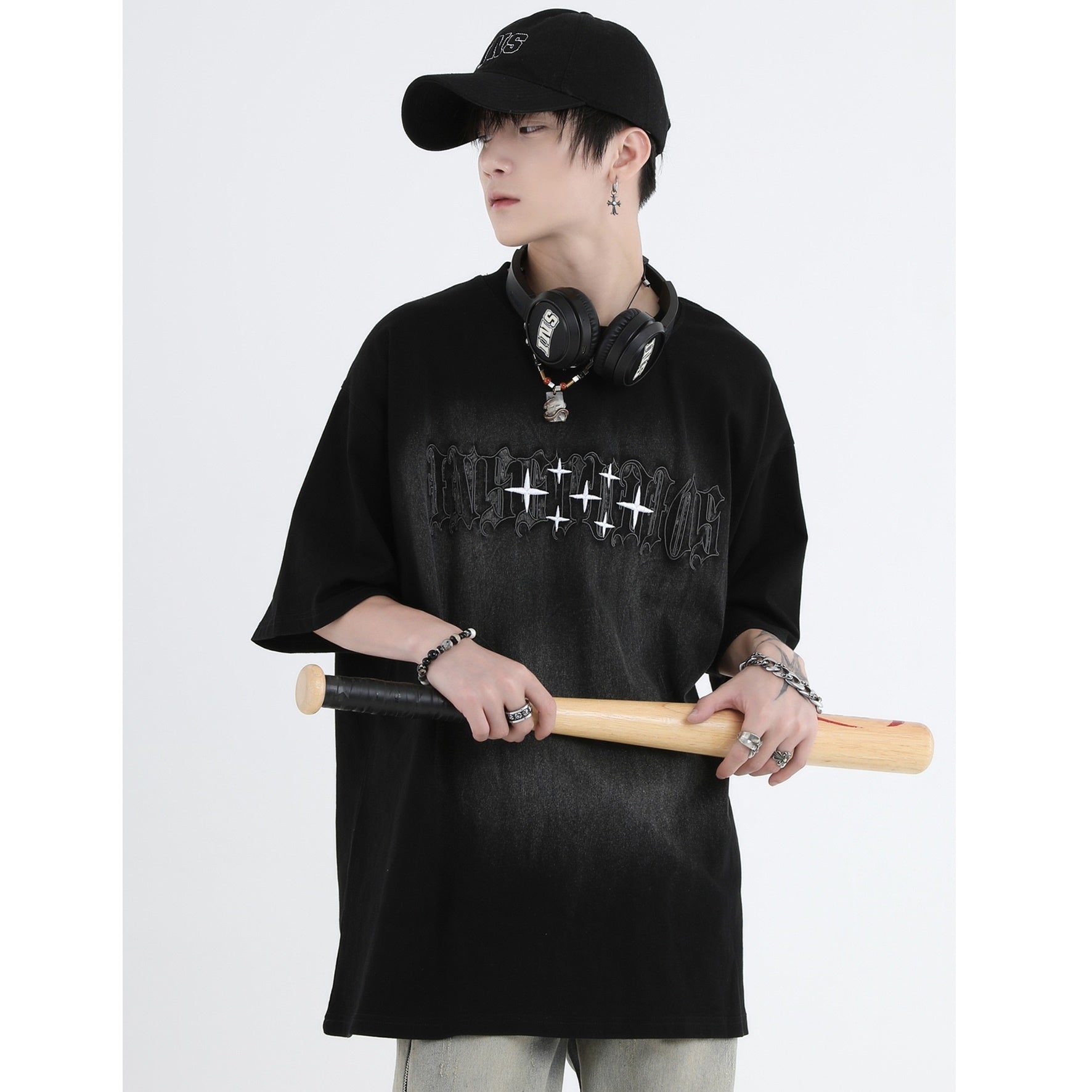 Gothic Font Embroidery LOGO Wash T-Shirt IN7011