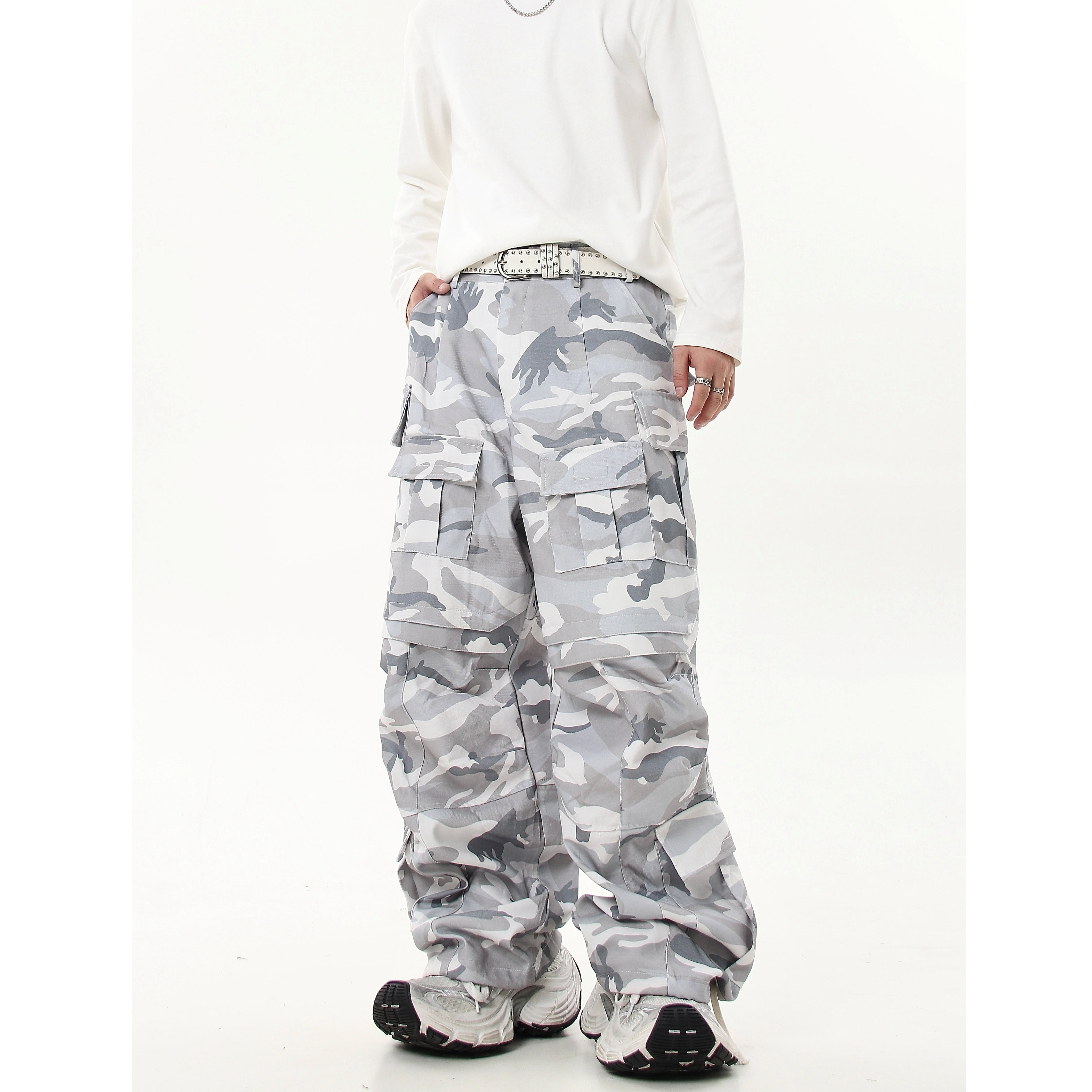 Stacked Loose Fit Camouflage Cargo Pants MB7239