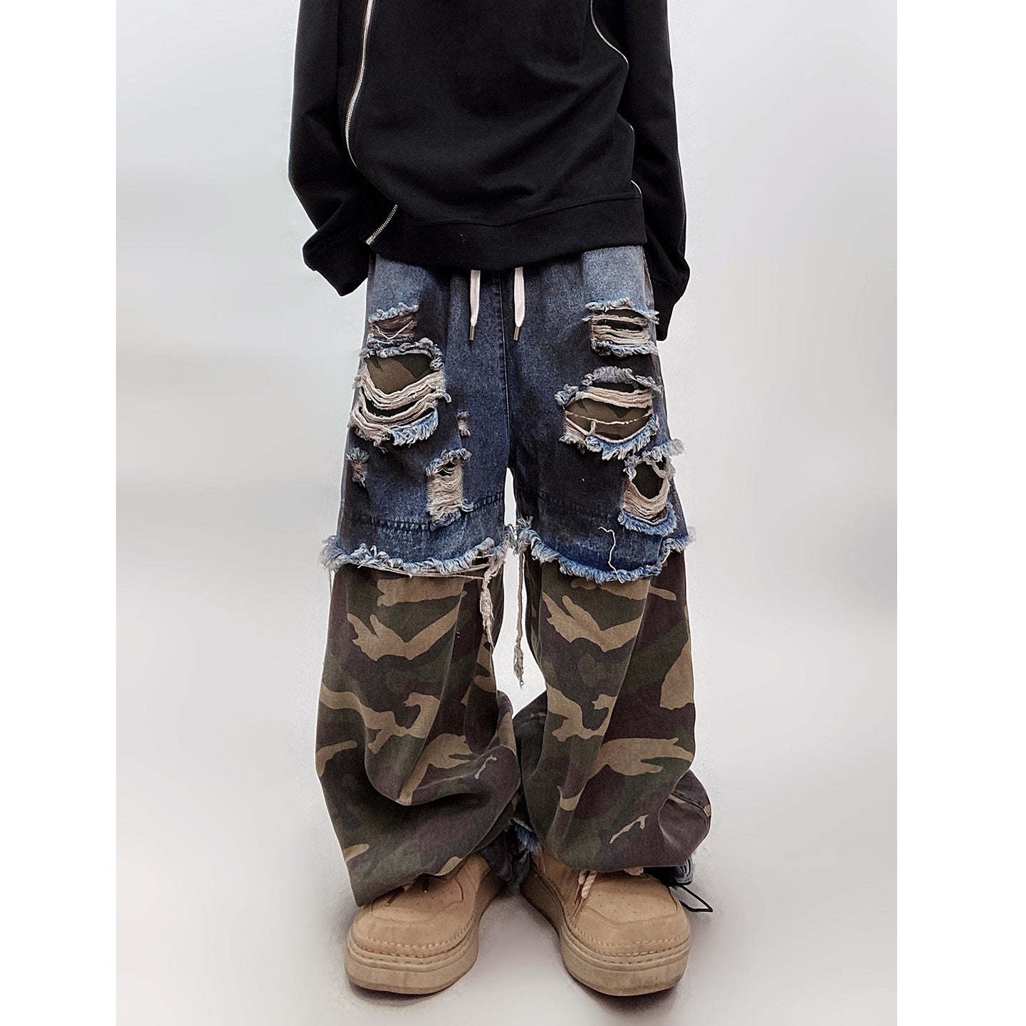 Ripped Camouflage Switching Wide Leg Jeans UU7015