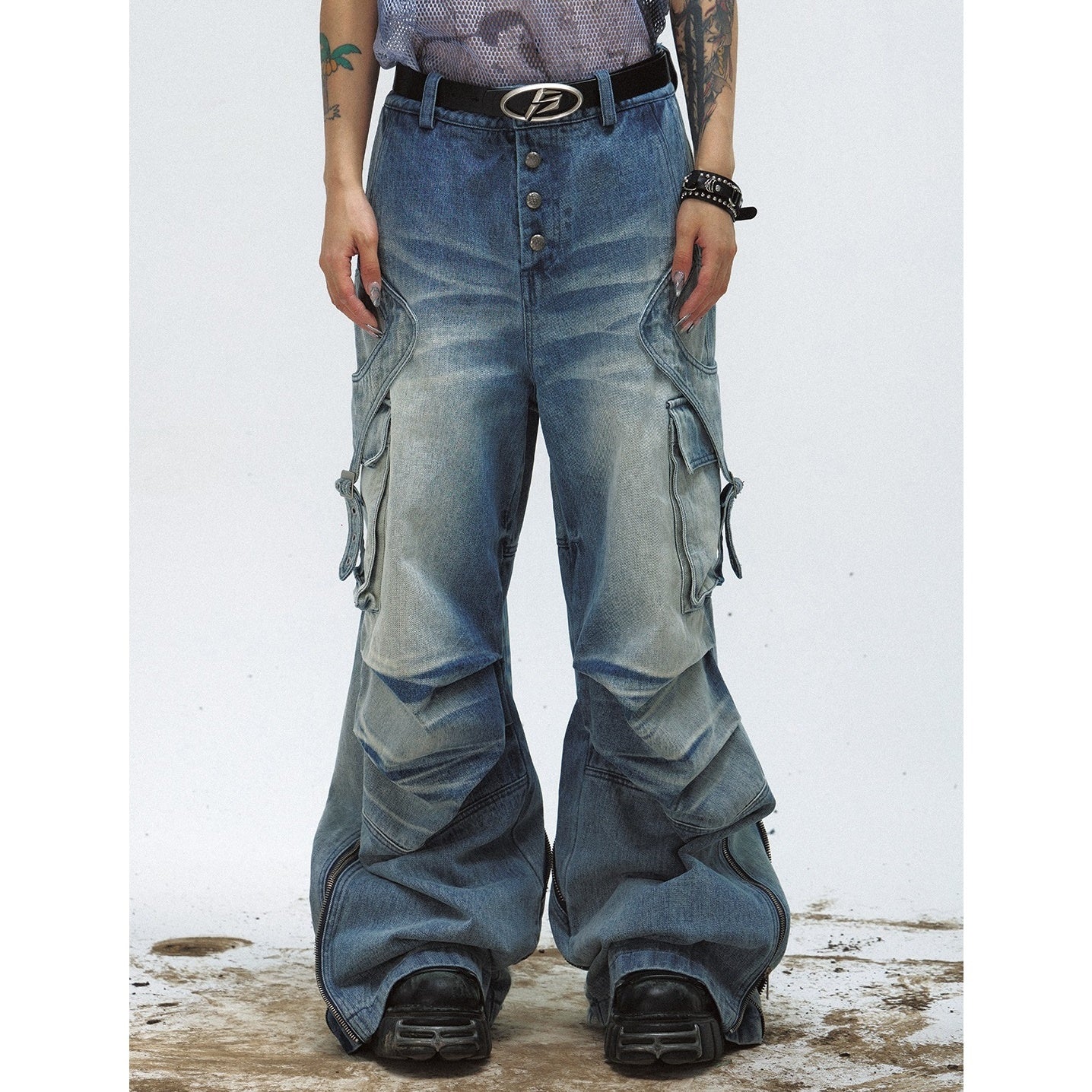 Shaped Breasted Pleated & Zipper Design Wide-Leg Cargo Jeans MB7024