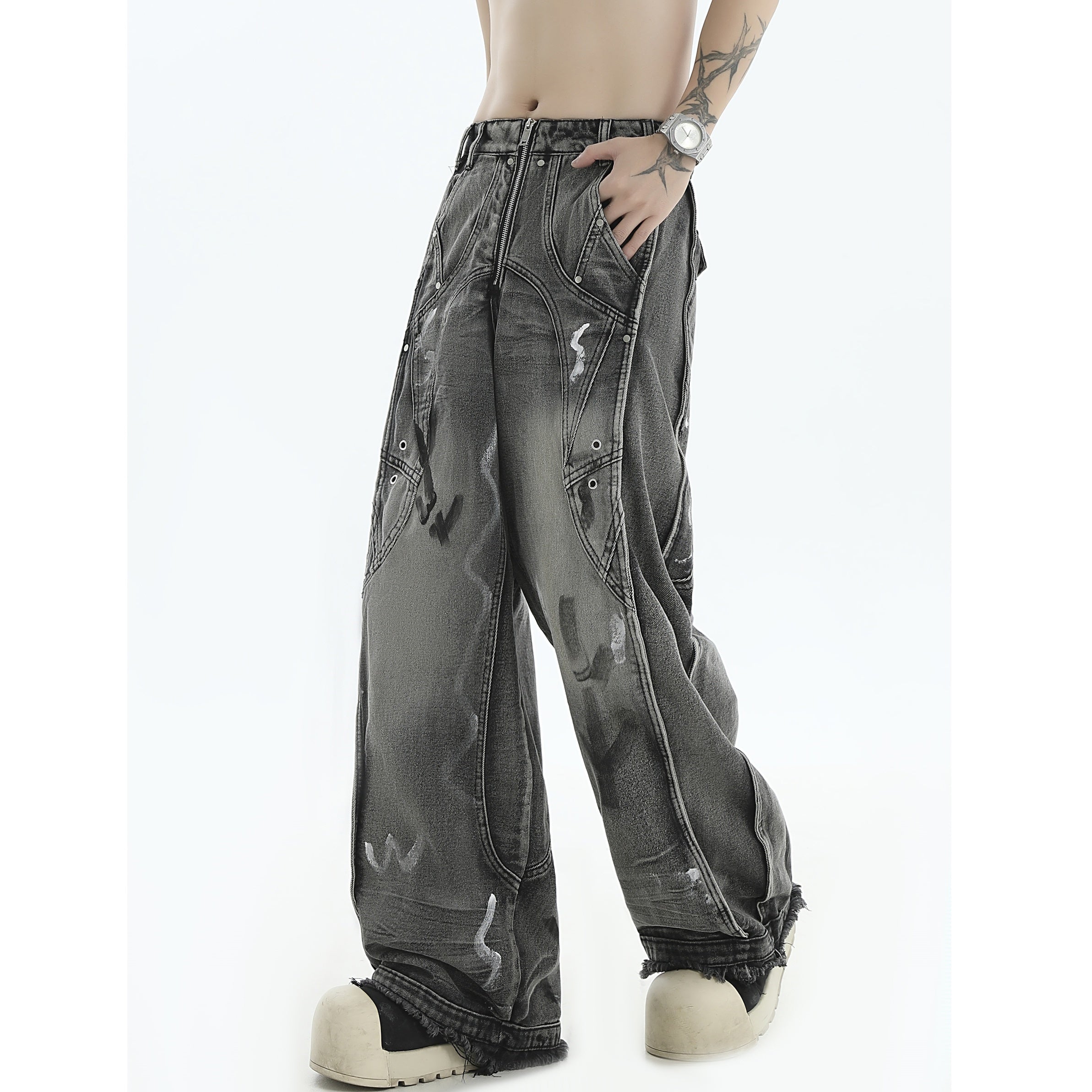 Irregular Traces Graffiti Wide-leg Switching Jeans IN7020