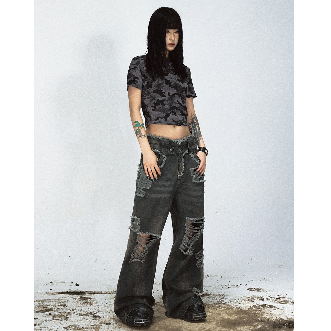 Raw Edge Washed Ripped Loose Jeans MB7064