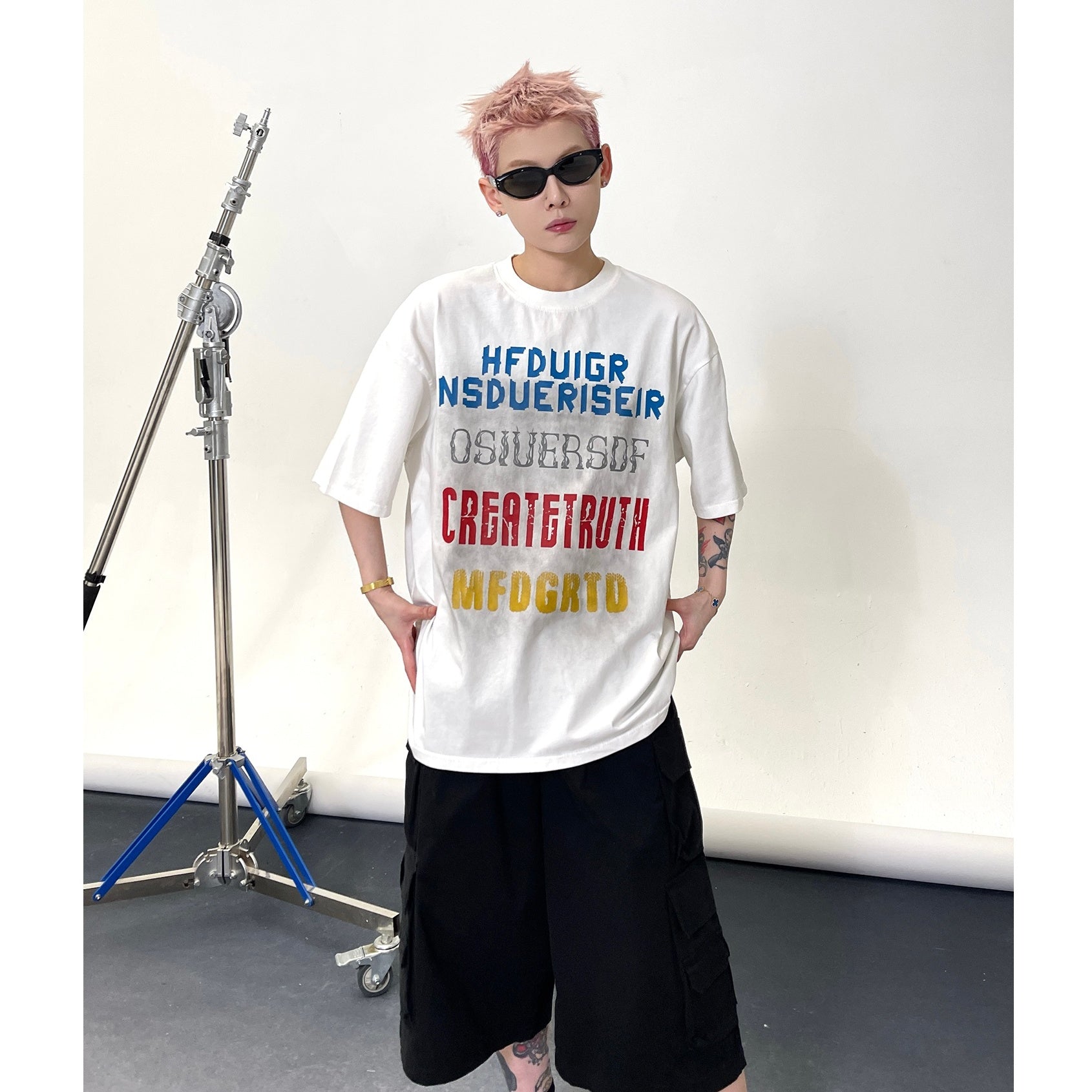 Color Letter Print Spray Painting T-shirt EAT143