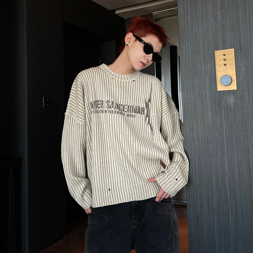 Wormhole Design Loose Round Neck Letter Knit EAT028