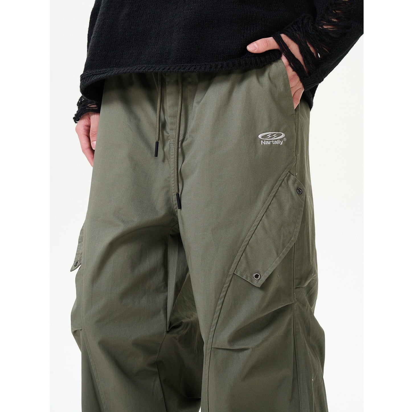 Curve Stitch Switching Pleated Cargo Pants NR7003