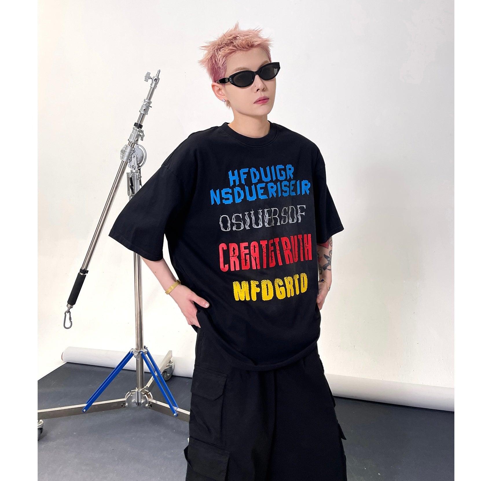 Color Letter Print Spray Painting T-shirt EAT143