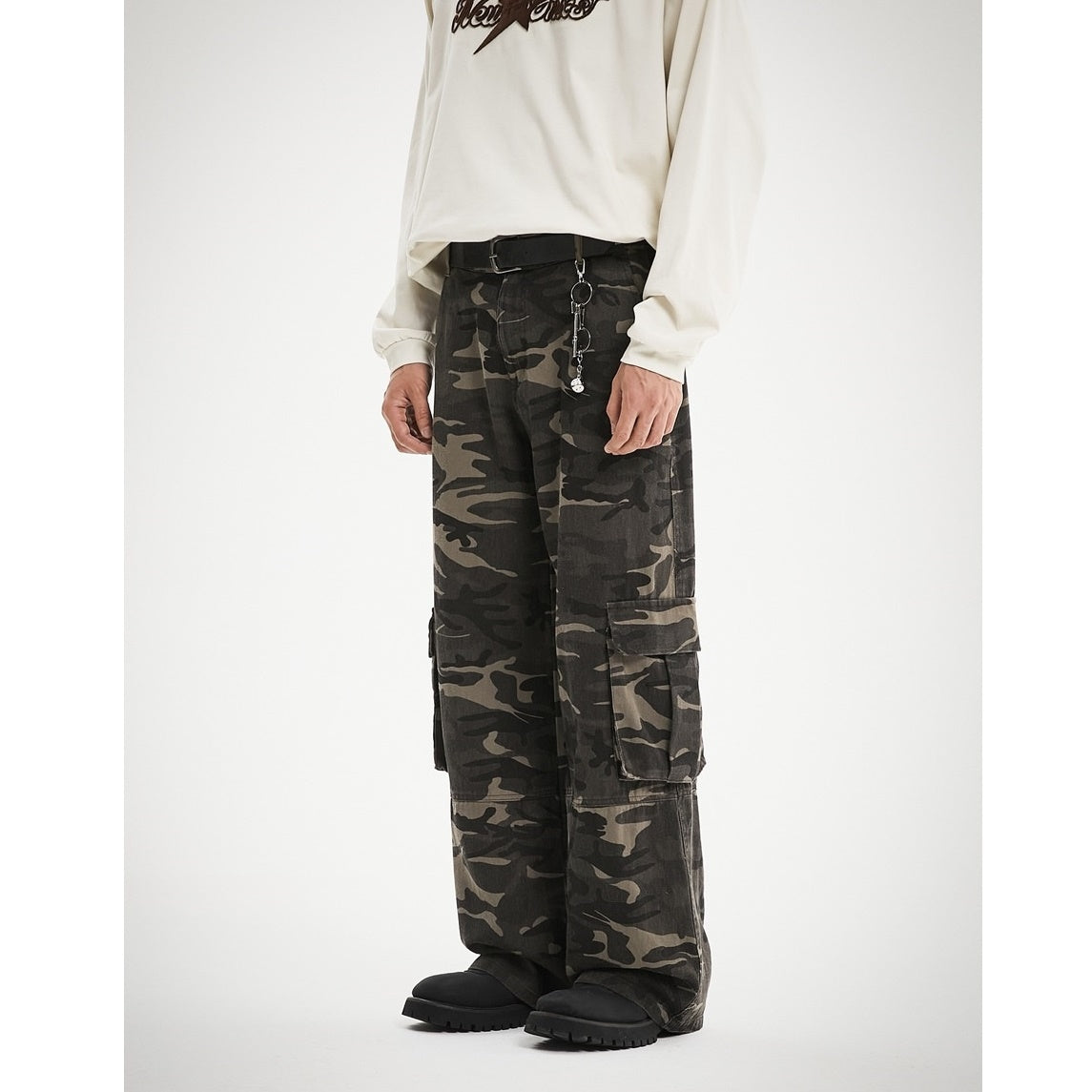 Camouflage Straight Switching Cargo Pants MB7184