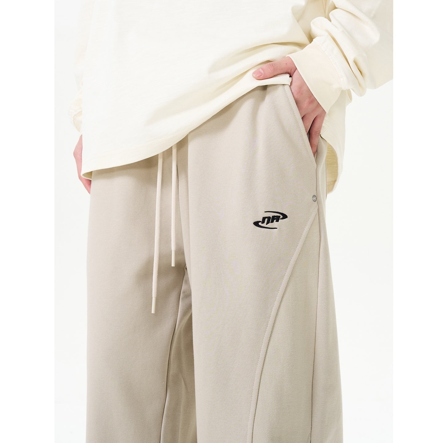 Curved Panel Straight Casual Pants NA7007