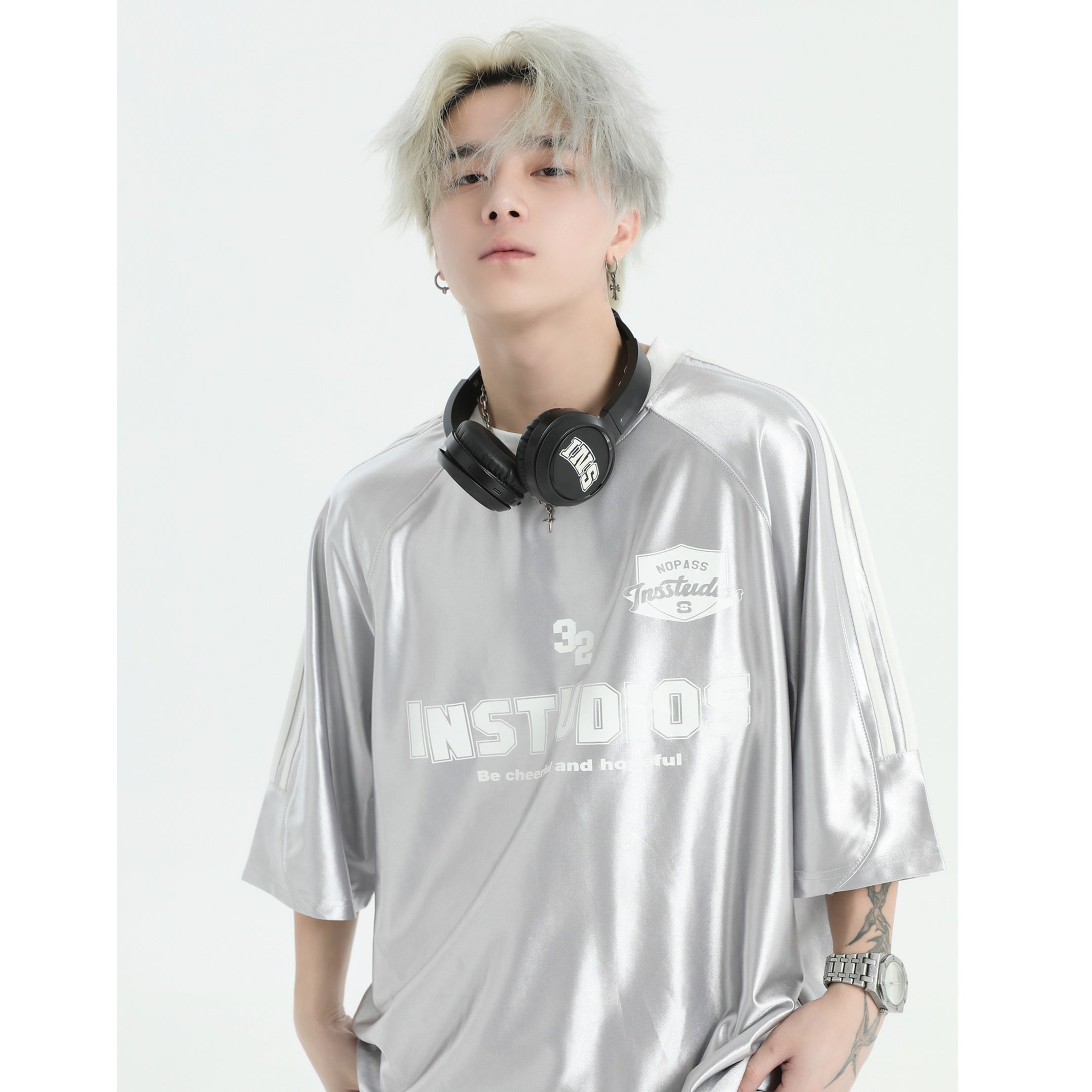 Glossy Three-Bar Raglan Striped T-Shirt IN7015