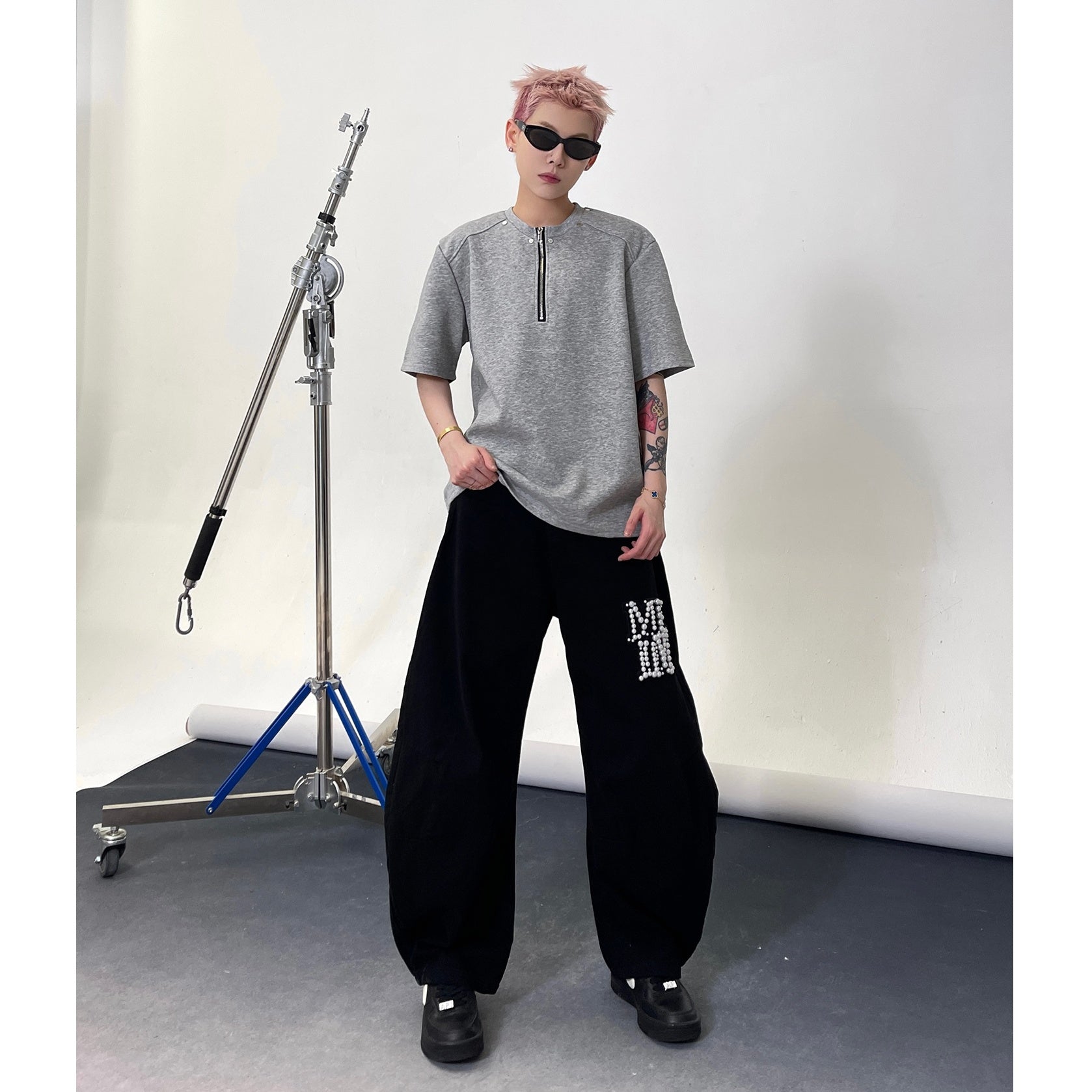 Half Zipper Rivet Design T-Shirt EAT140