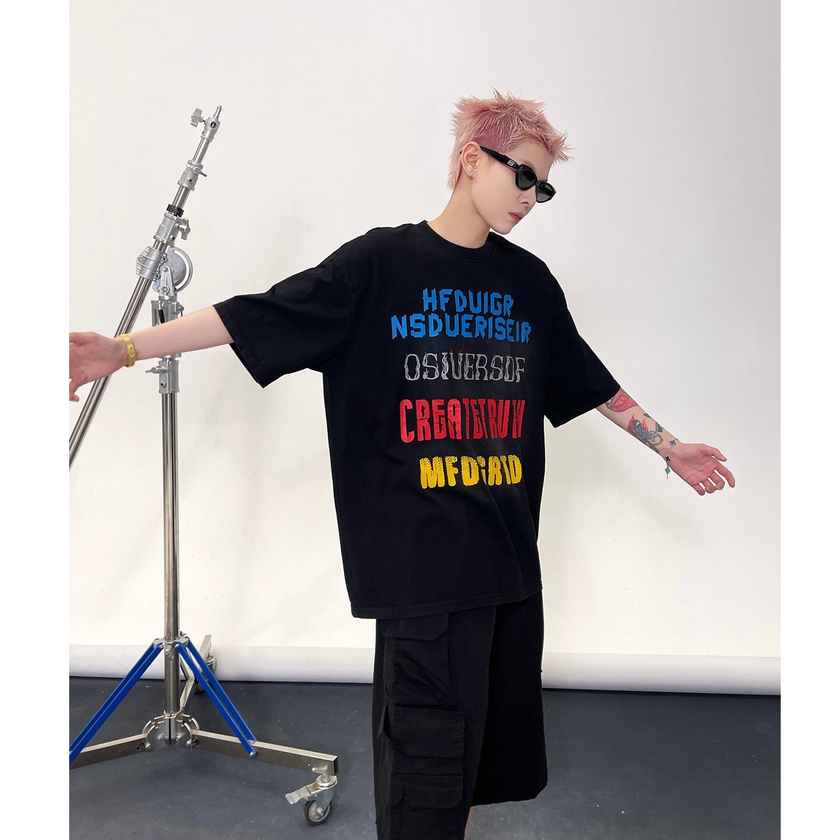 Color Letter Print Spray Painting T-shirt EAT143