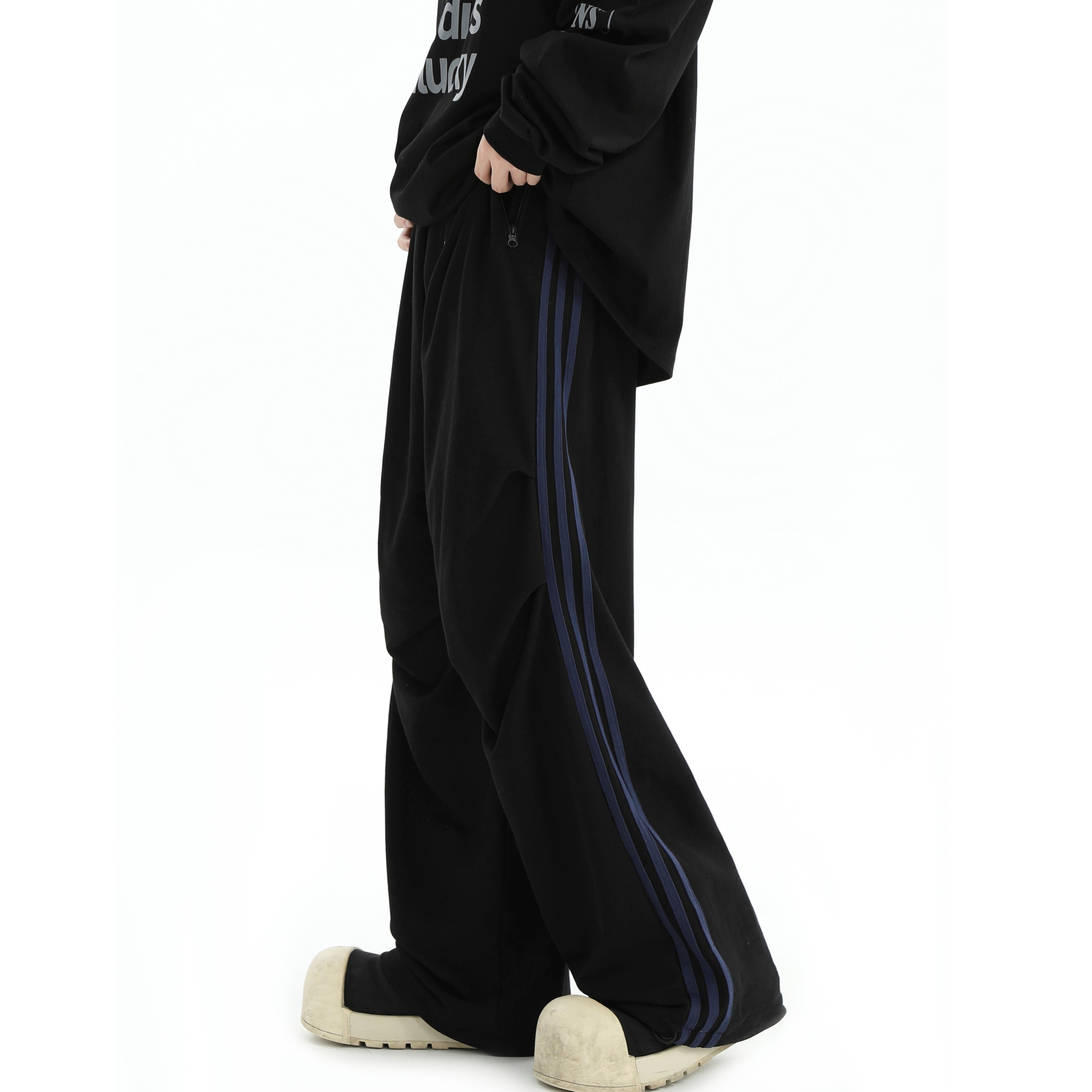 Pleated Three-Bar Loose Track Pants IN7002