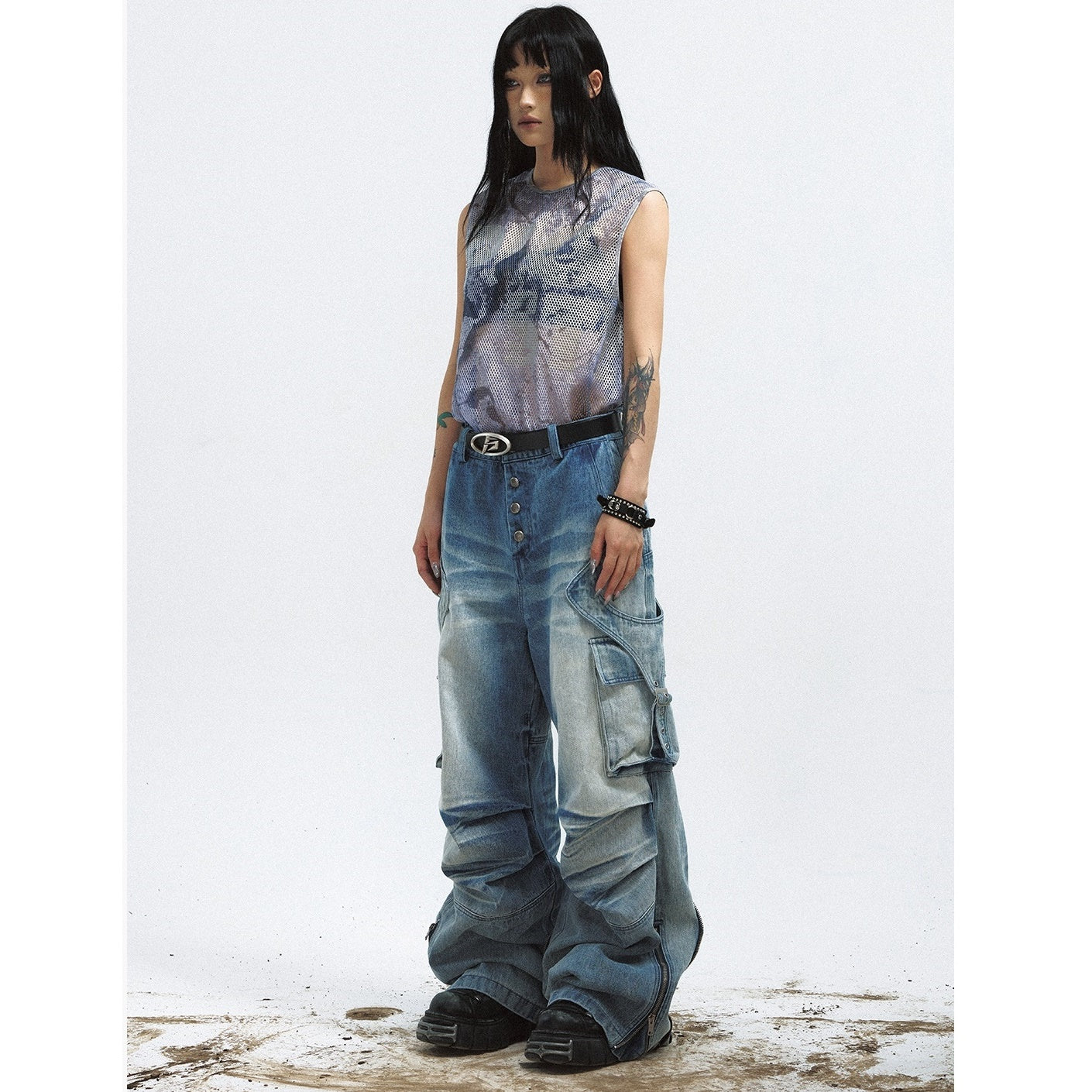 Shaped Breasted Pleated & Zipper Design Wide-Leg Cargo Jeans MB7024