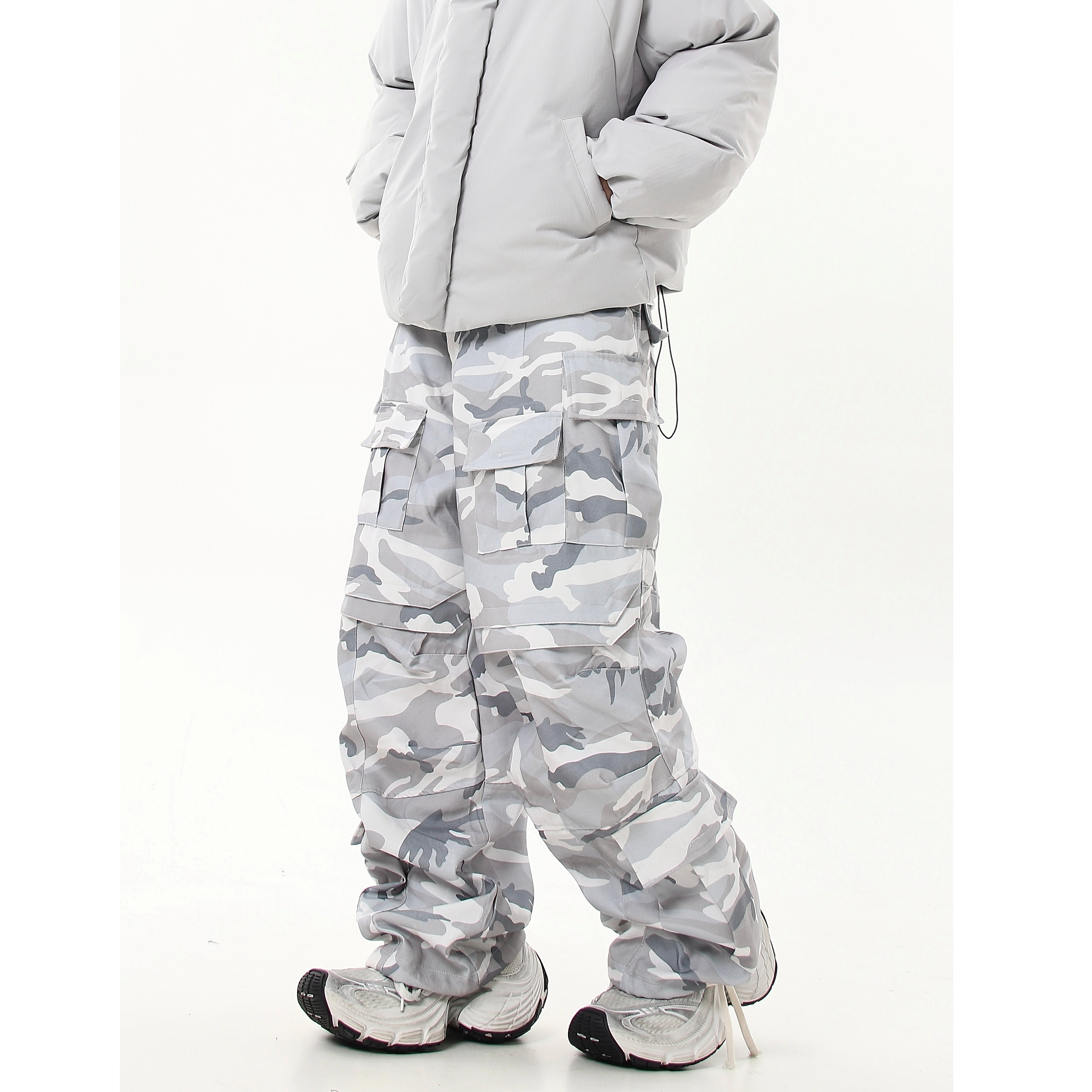 Stacked Loose Fit Camouflage Cargo Pants MB7239