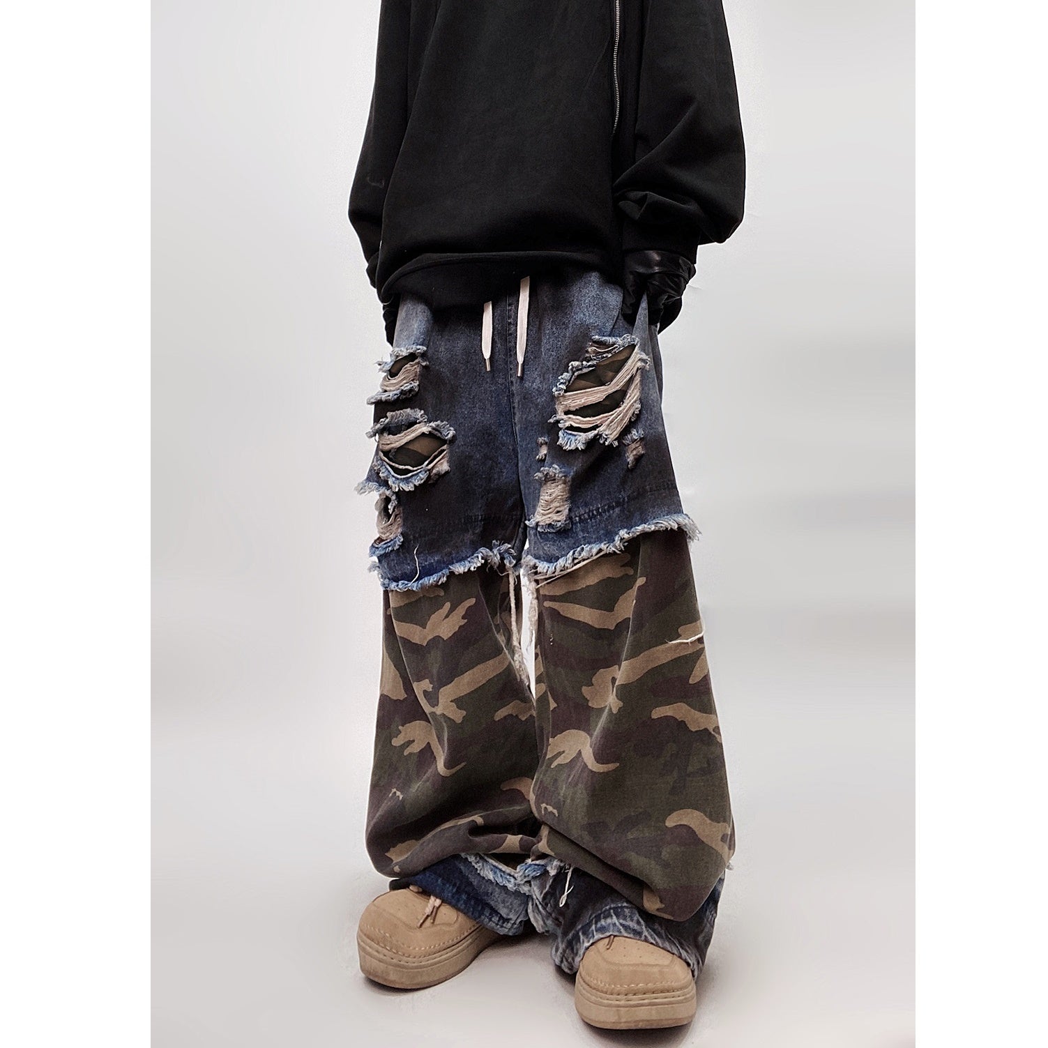 Ripped Camouflage Switching Wide Leg Jeans UU7015