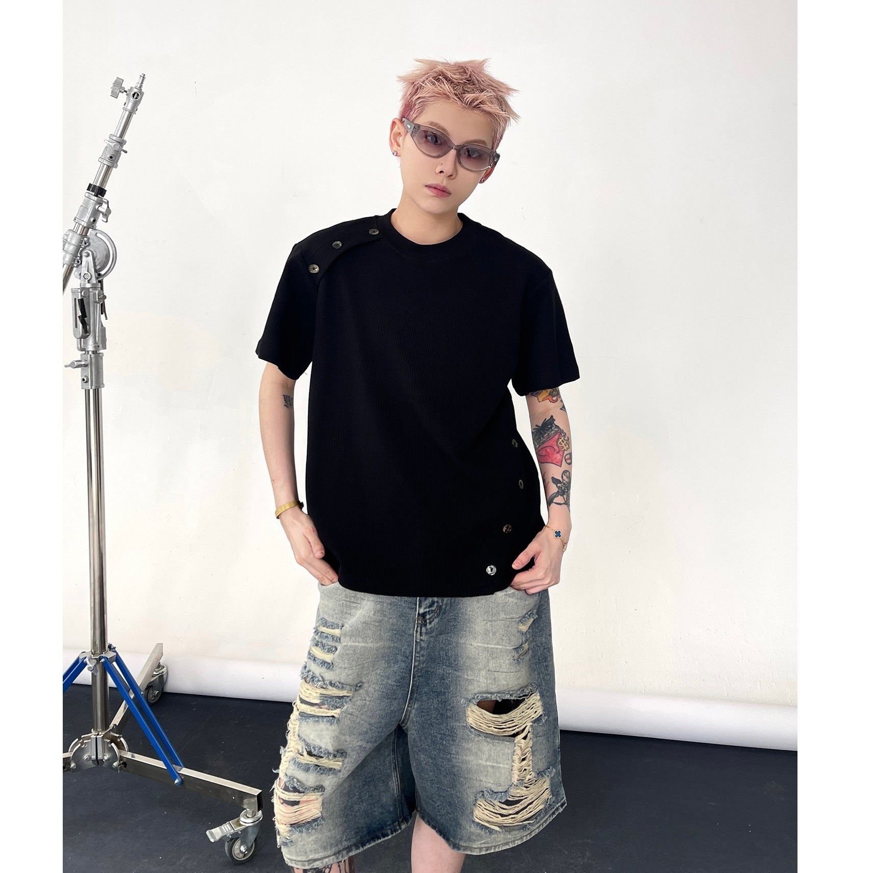 Button Embellishment Small Fit T-shirt EAT132