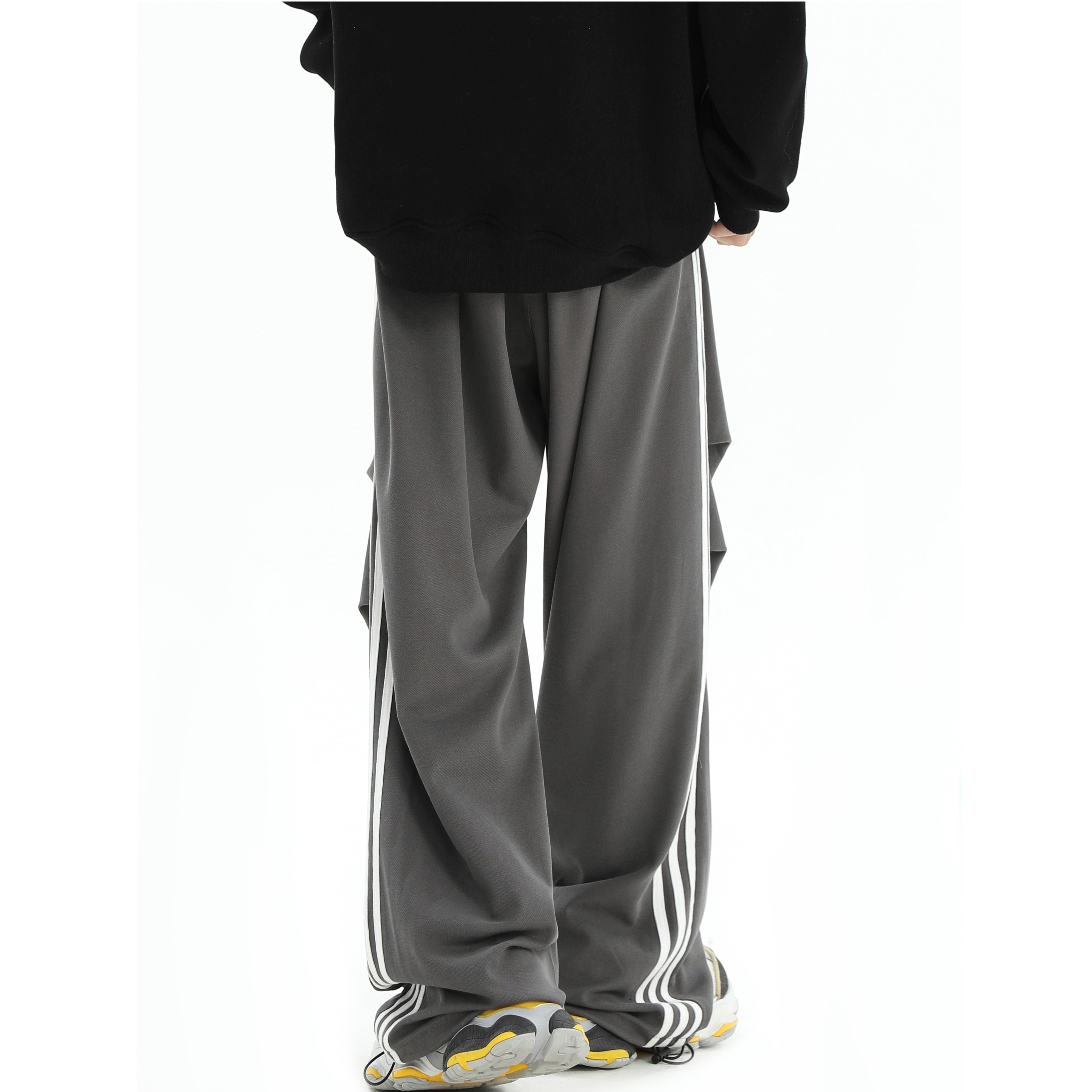 Pleated Three-Bar Loose Track Pants IN7002