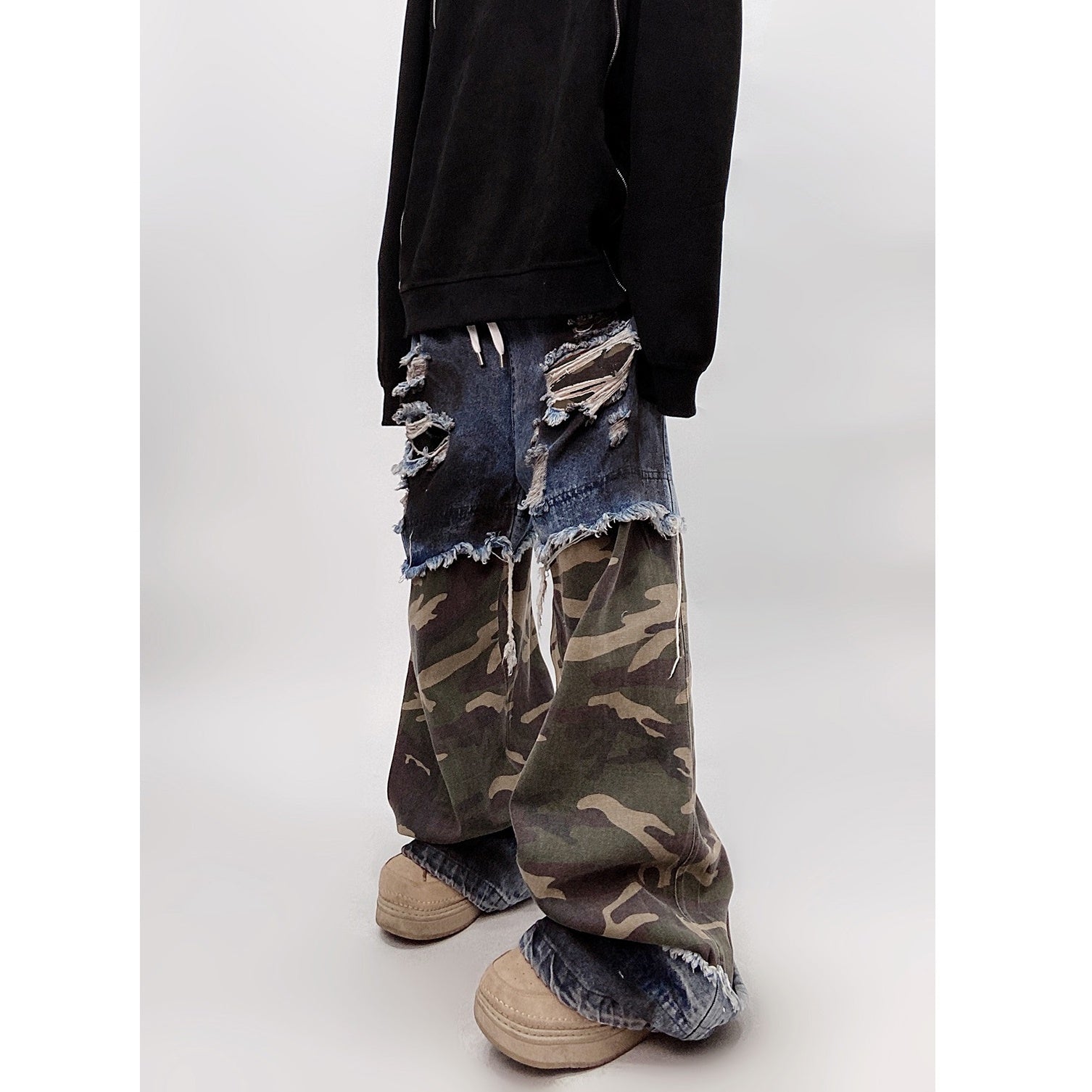 Ripped Camouflage Switching Wide Leg Jeans UU7015