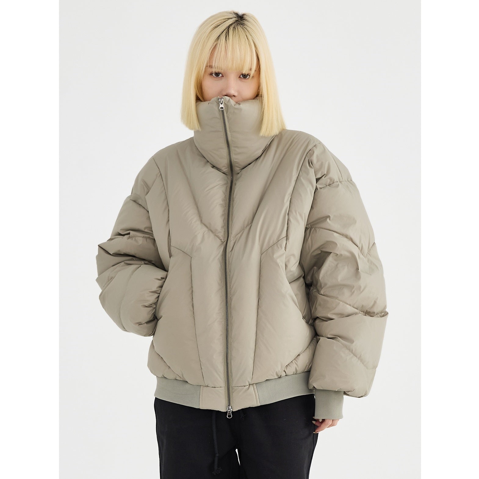 Geometry Stitch High Neck Down Jacket MB7255