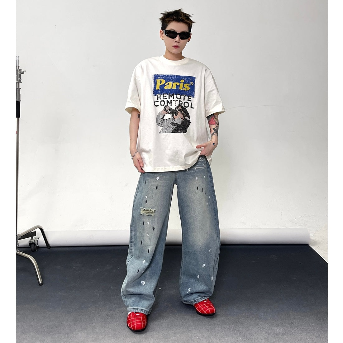 Wash Ink-splashed Ripped Relax Jeans EAT119