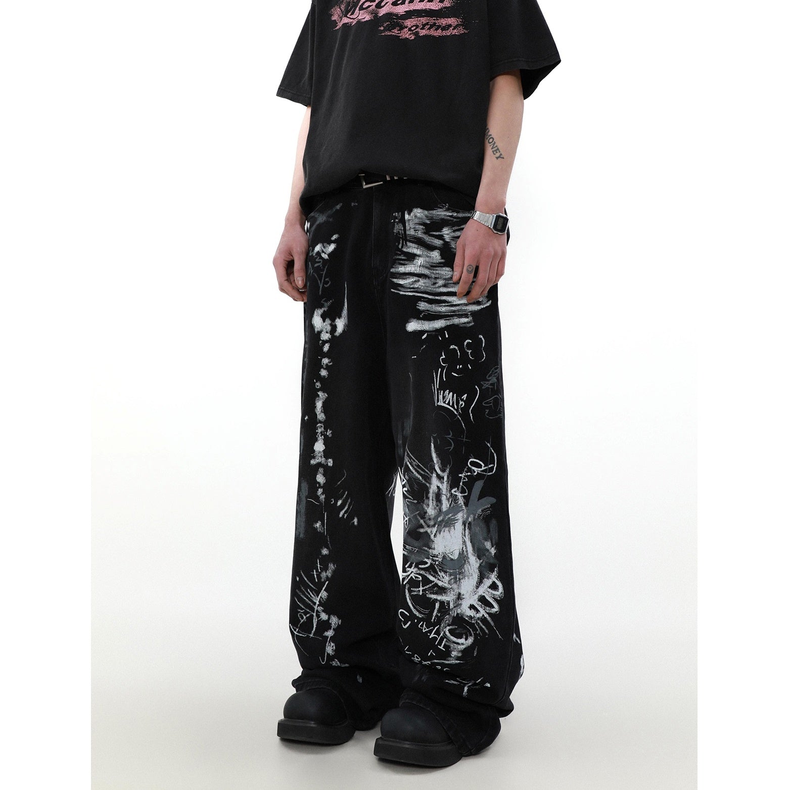 Graffiti Design Straight Wide-leg Jeans MR025