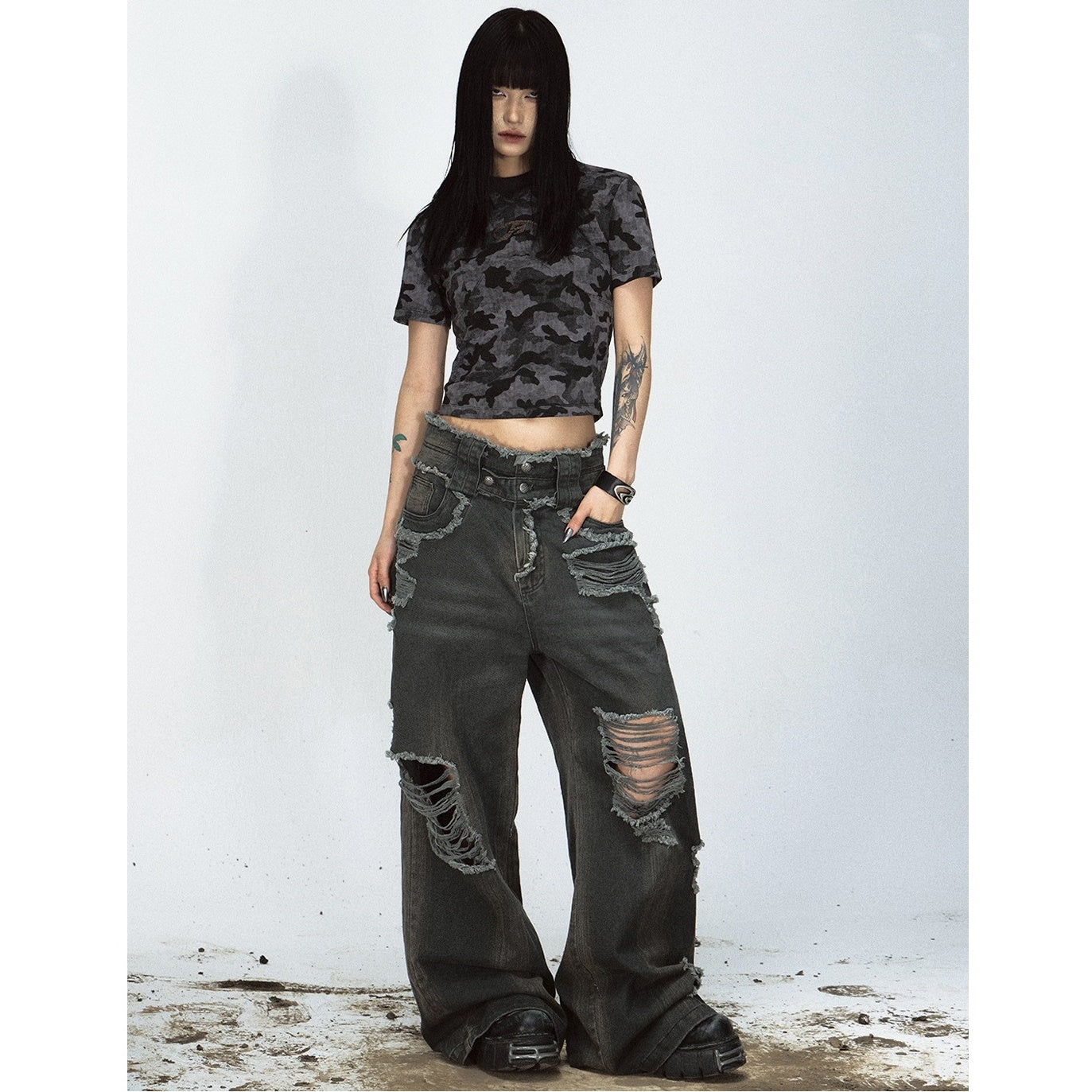 Raw Edge Washed Ripped Loose Jeans MB7064