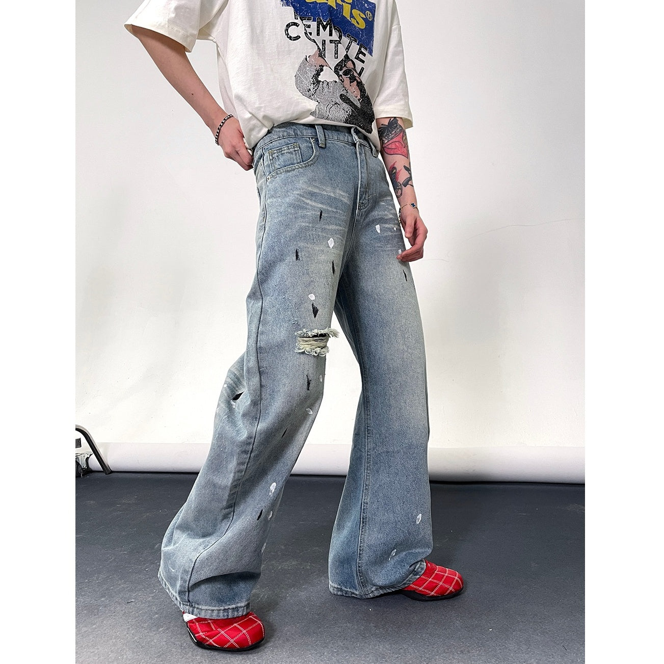 Wash Ink-splashed Ripped Relax Jeans EAT119