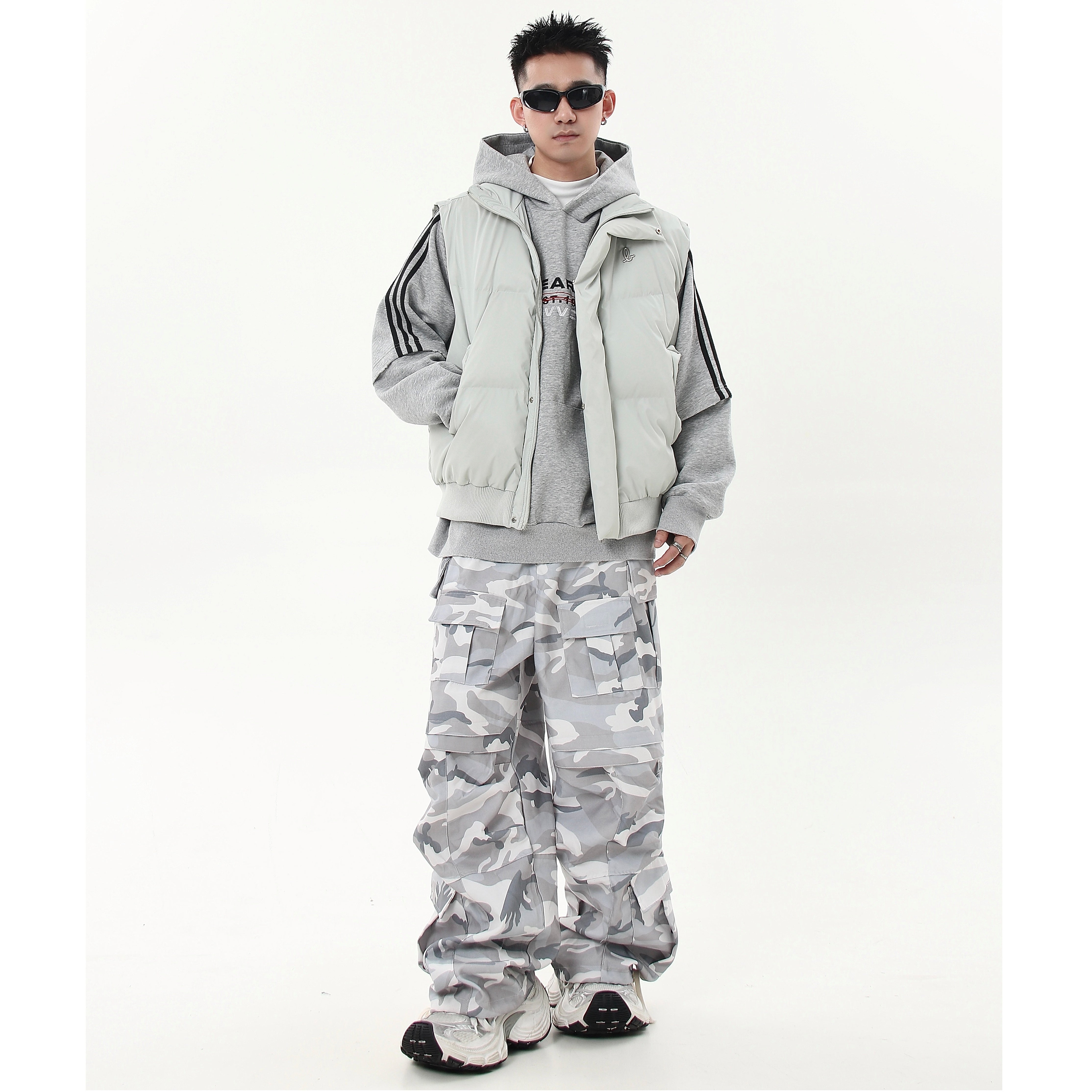 Stacked Loose Fit Camouflage Cargo Pants MB7239